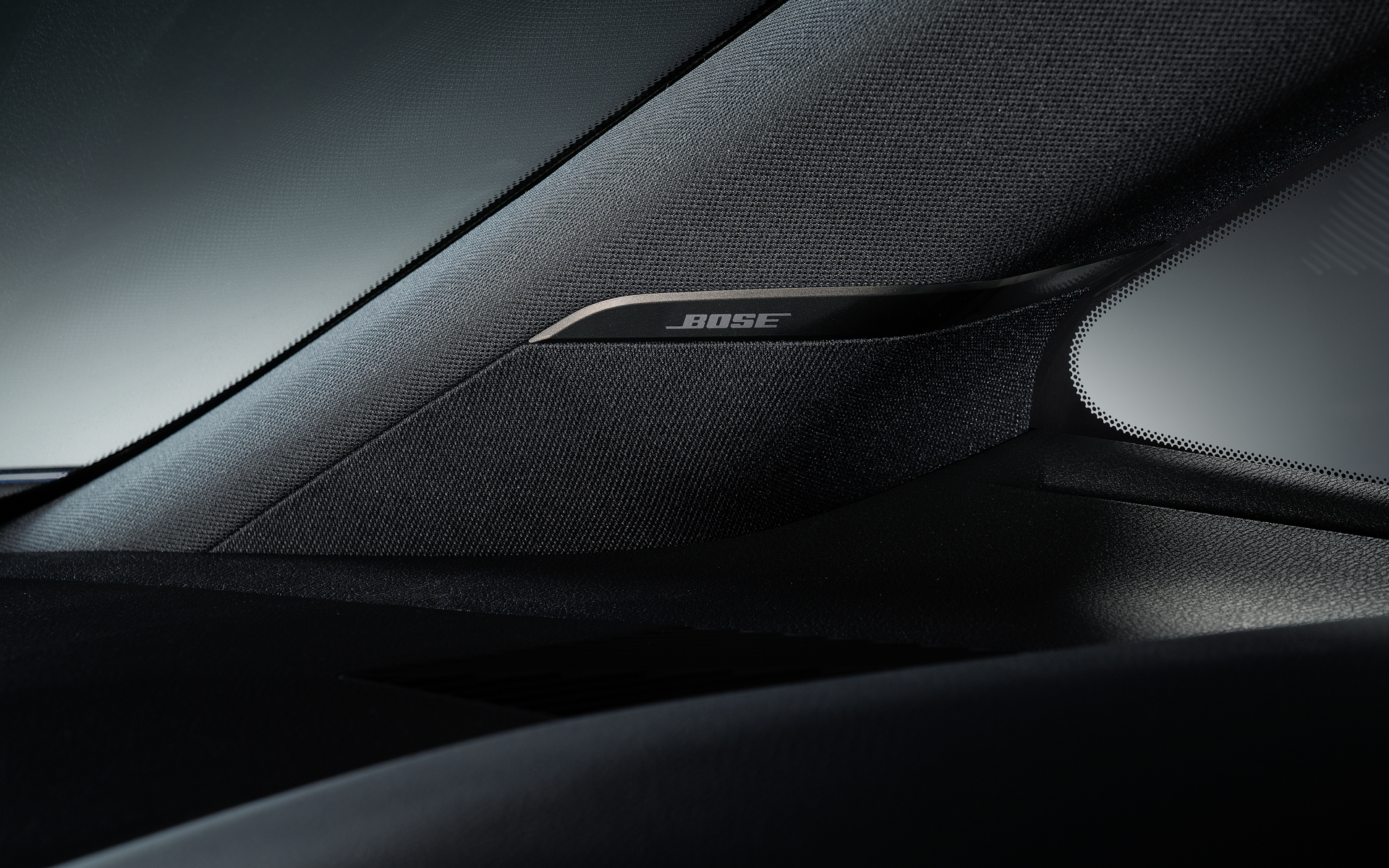 BOSE22スピーカープレミアムサウンドシステムを採用
