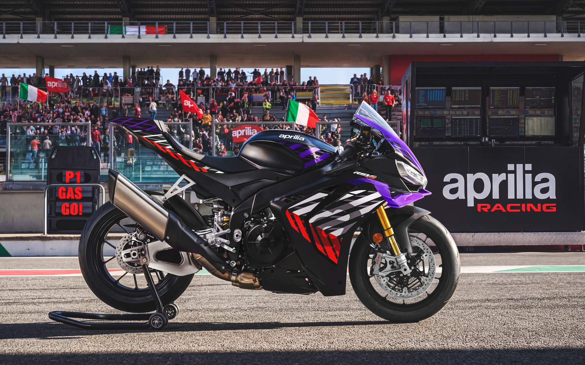 新型フラグシップスーパースポーツバイク「RSV4ファクトリー1100」