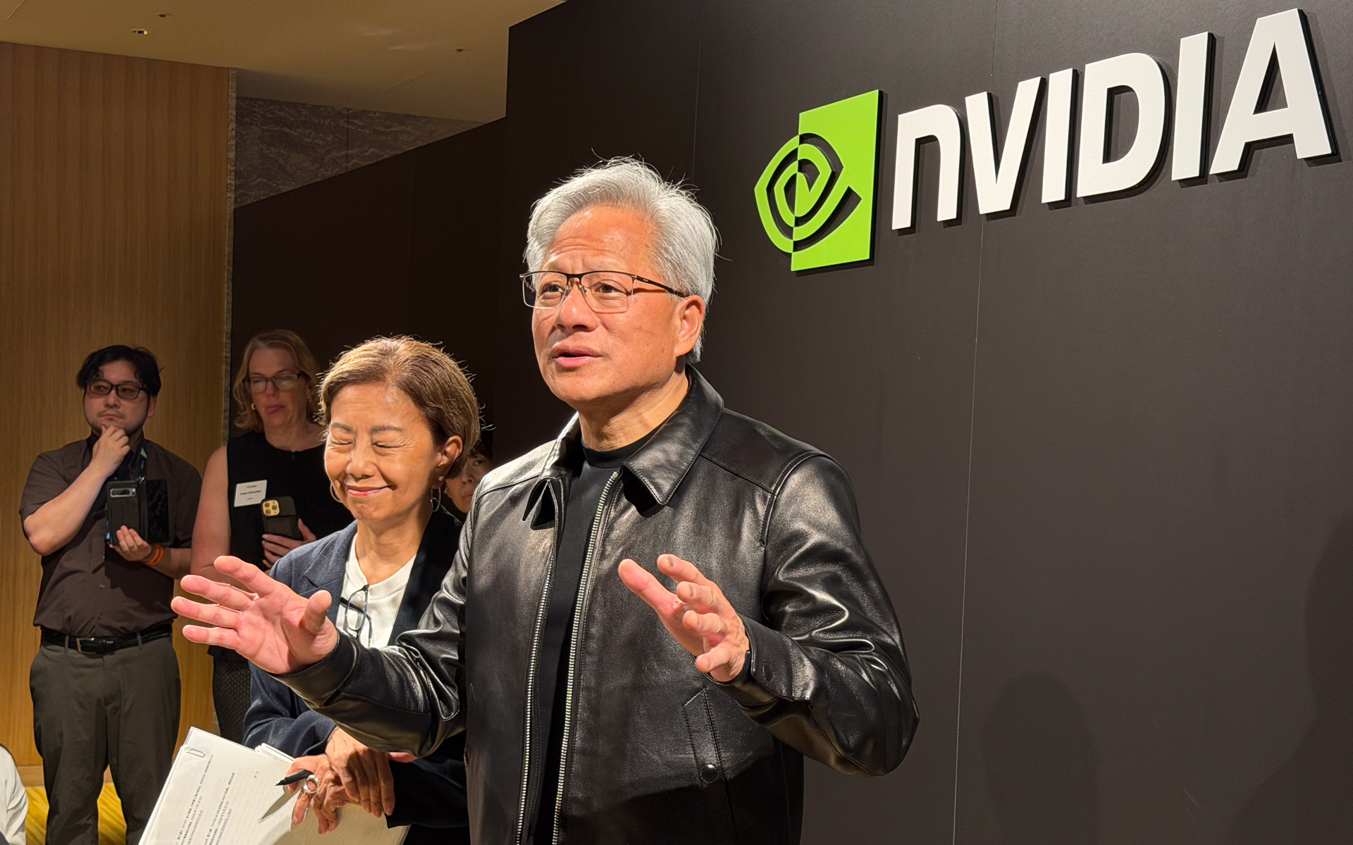 世界最大の会社となったNVIDIAのジェンスン・フアンCEO。今回の来日では日本をリスペクトする姿勢を強く見せていた
