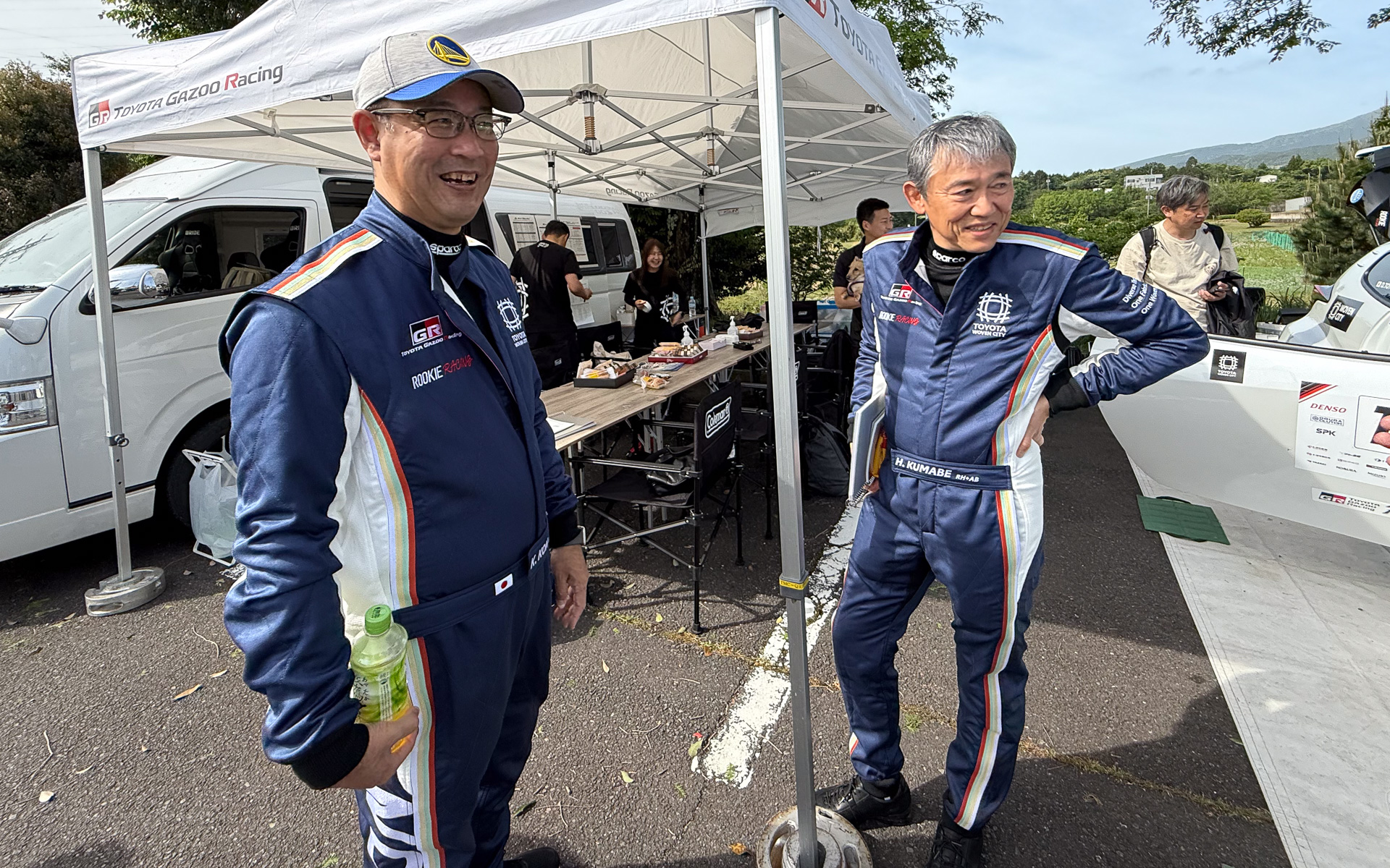 ウーブン・バイ・トヨタ時代にはラリーチャレンジにも参戦。隈部肇氏（右）がコドライバーを務めた