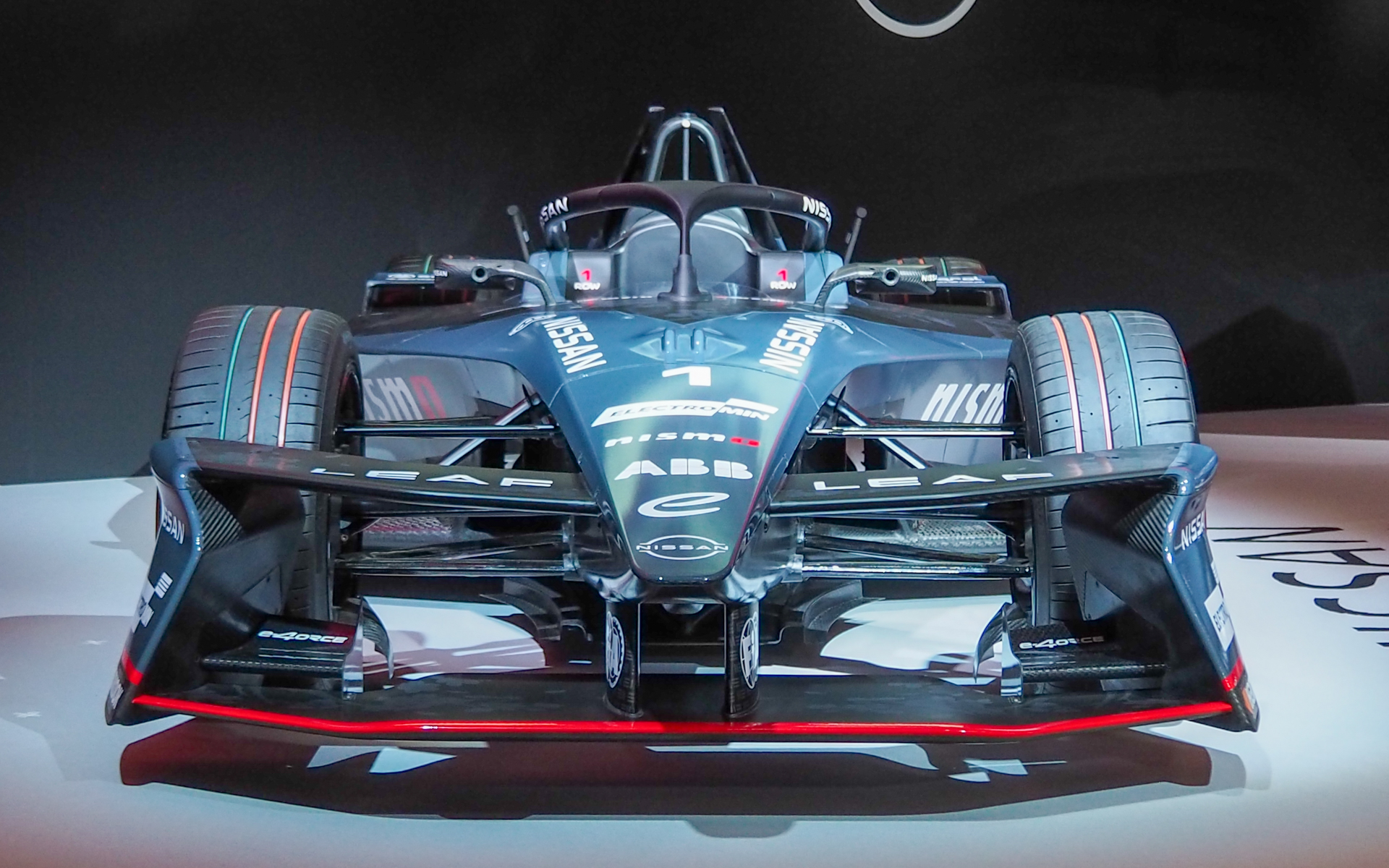 日産フォーミュラEマシン（Gen3）東京大会スペシャルリバリー仕様
