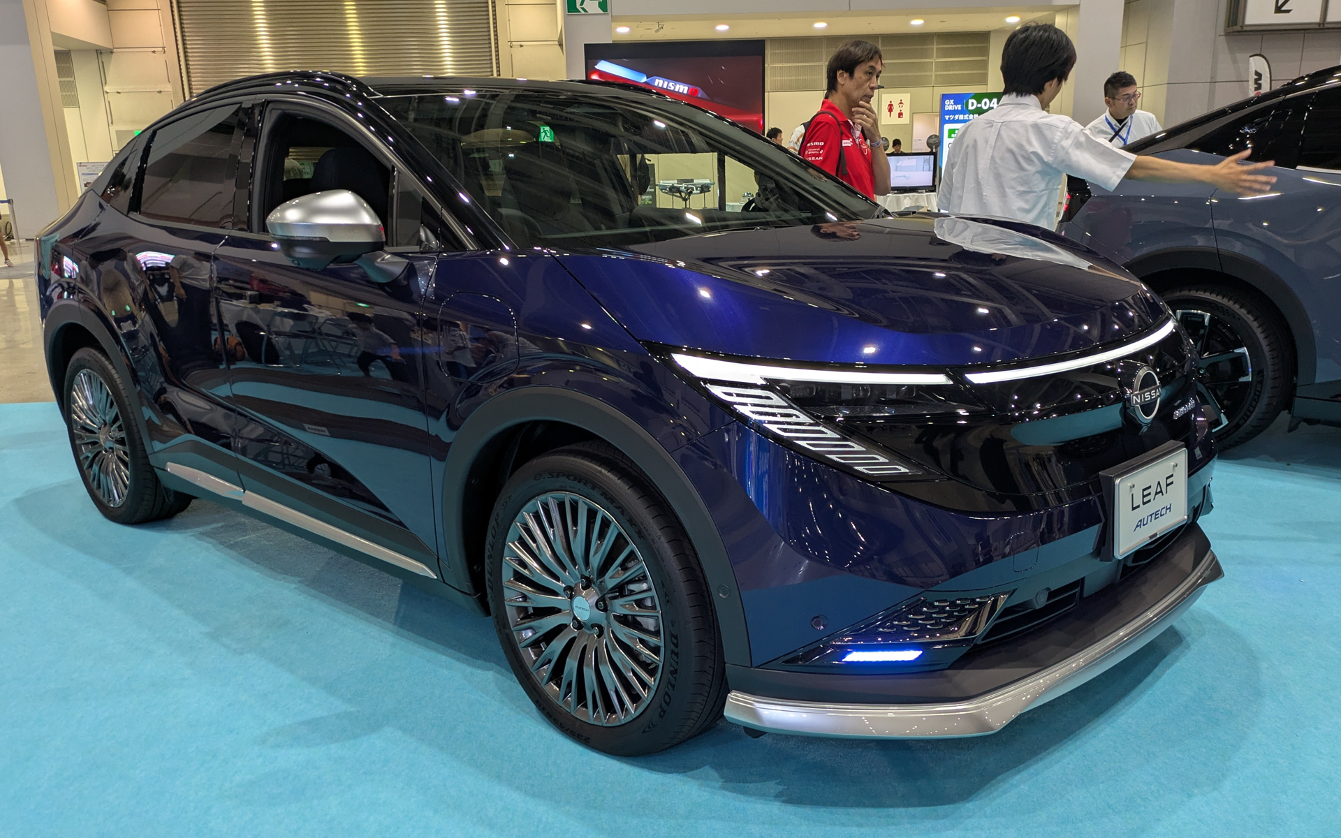 NMC（日産モータースポーツ＆カスタマイズ）は、3代目「リーフ」のカスタマイズモデル新型「リーフオーテック」と7月22日に発表したばかりの新型「リーフNISMO」展示