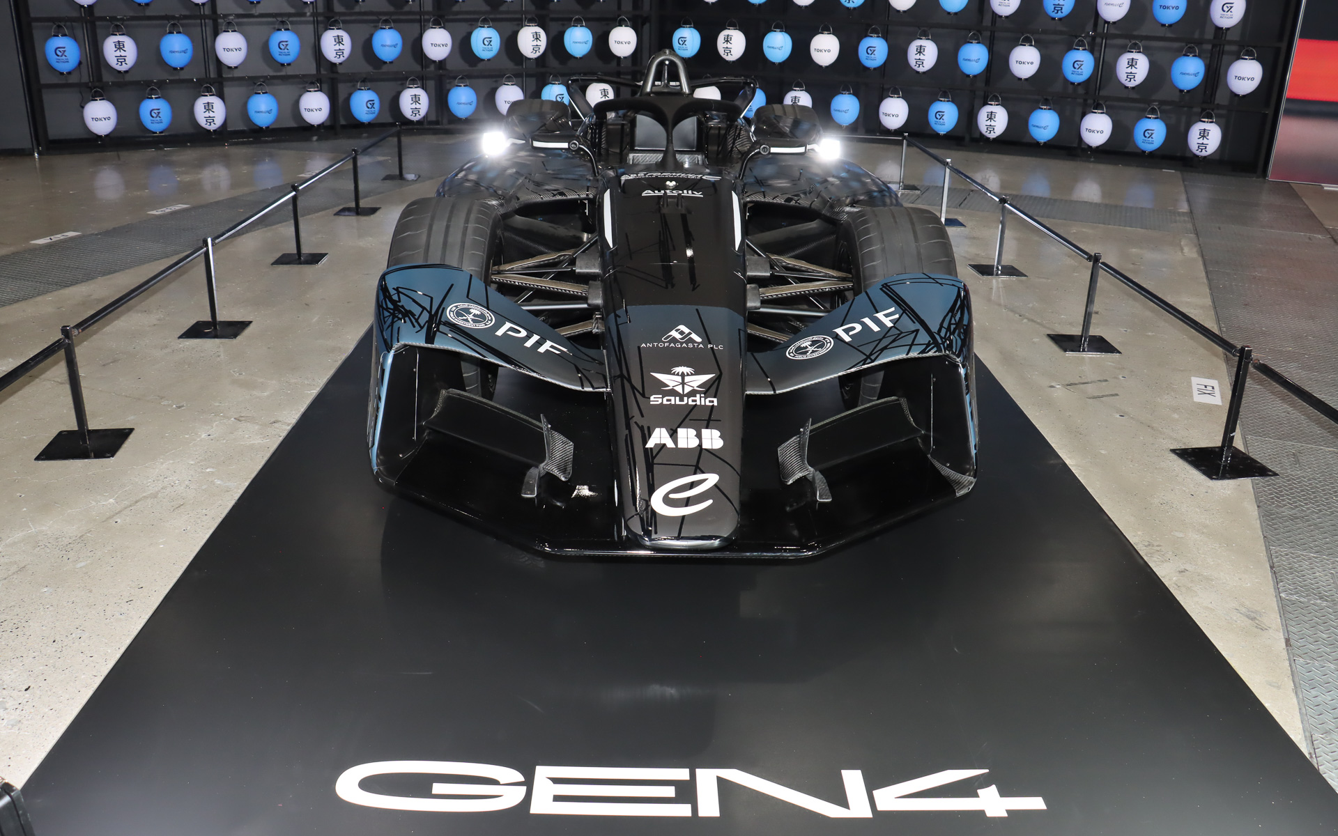 次世代フォーミュラEマシン「GEN4」