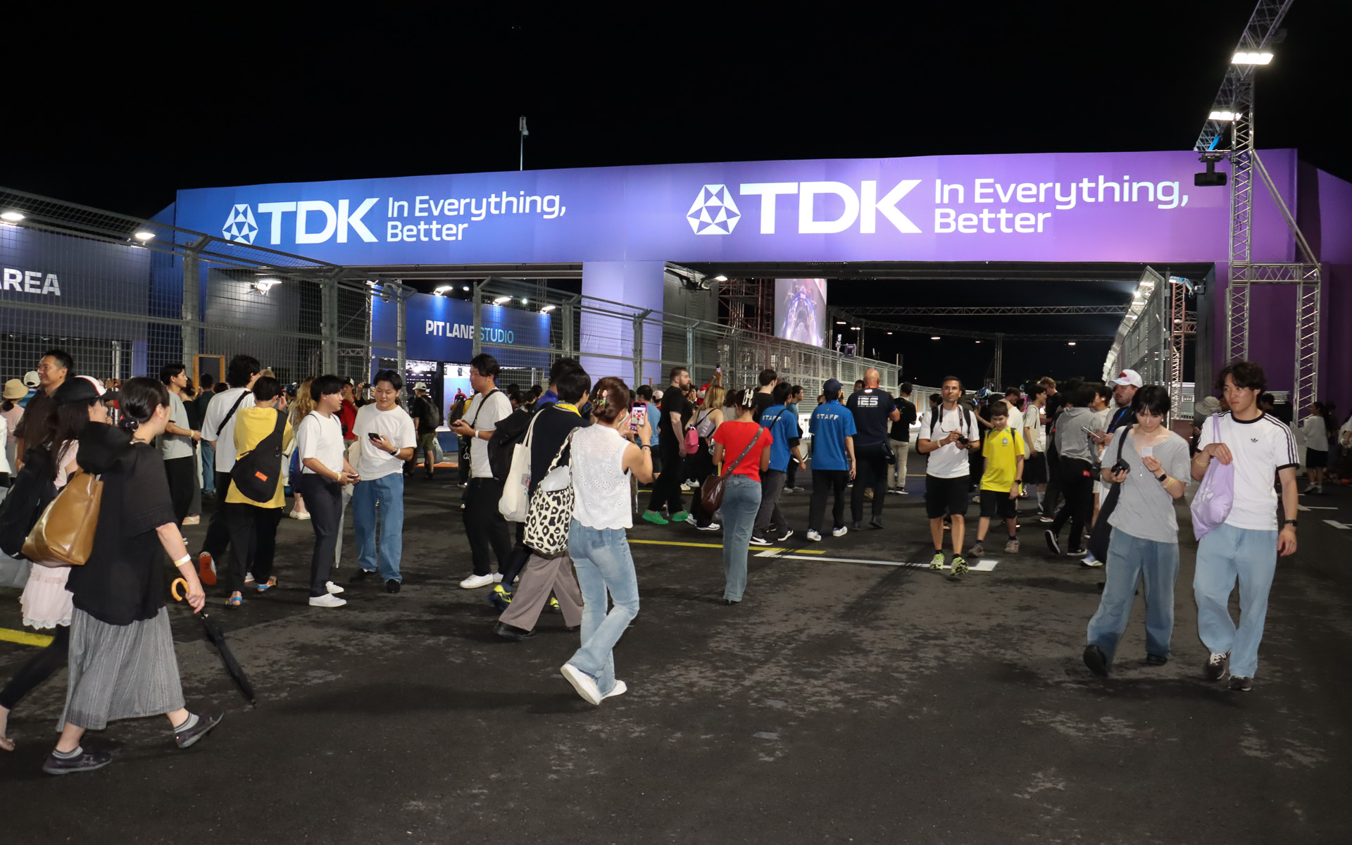フォーミュラEのコースを無料体験できる「トラックウォーク」
