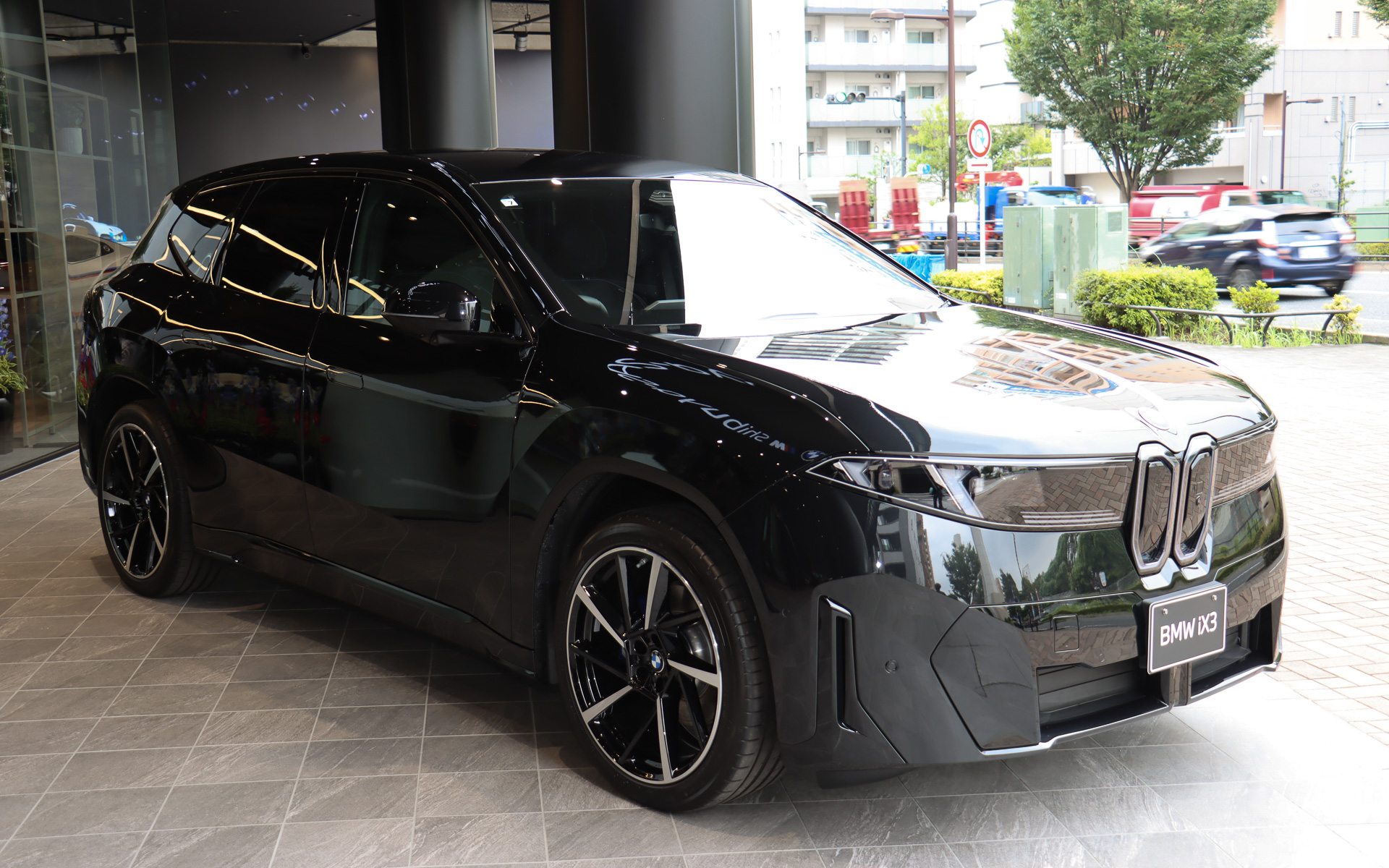 「BMW iX3」