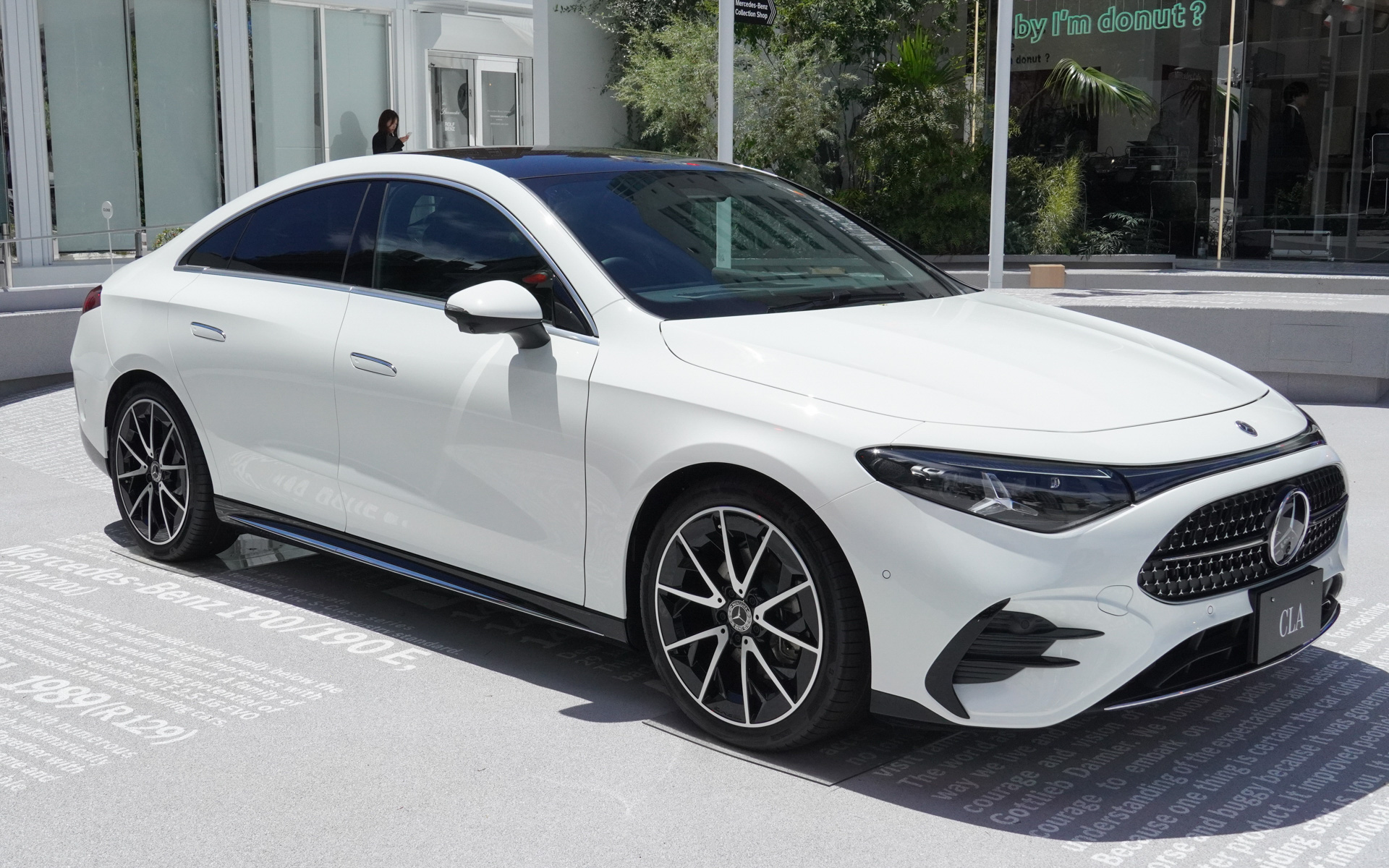 ハイブリッドのCLA180