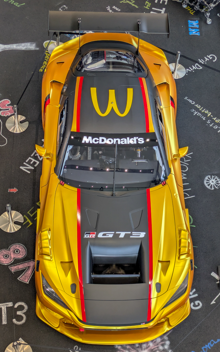 FIA GT3規格の新型レーシングカー「GR GT3」