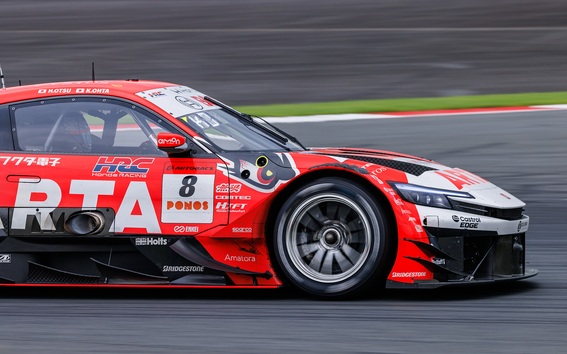 2位に入った8号車 ARTA MUGEN HRC PRELUDE-GT（太田格之進/大津弘樹）。100号車とはタイヤ選択が異なり、後半に追い上げた