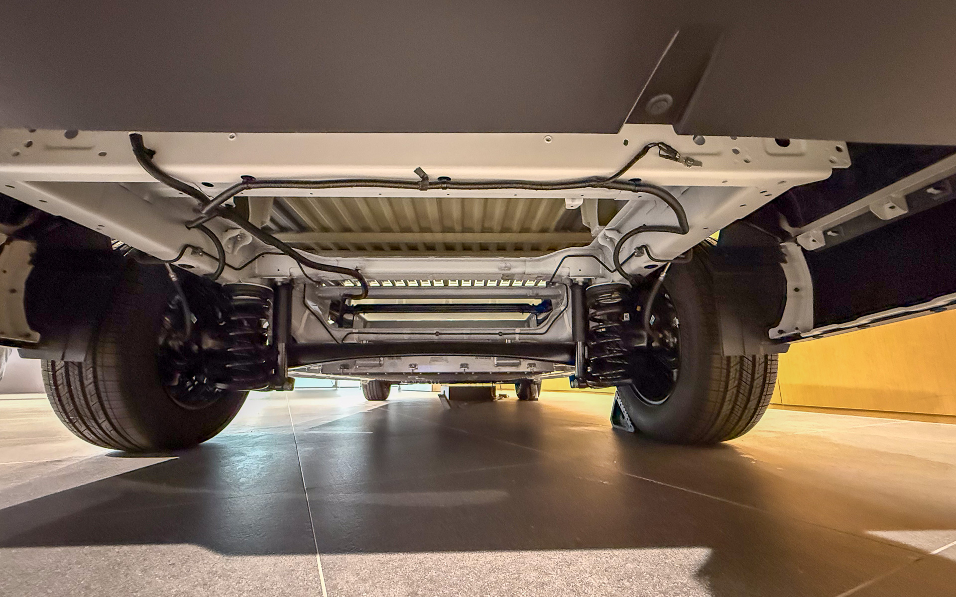 取材会場にはさまざまな車型の「PV5」が展示されていた