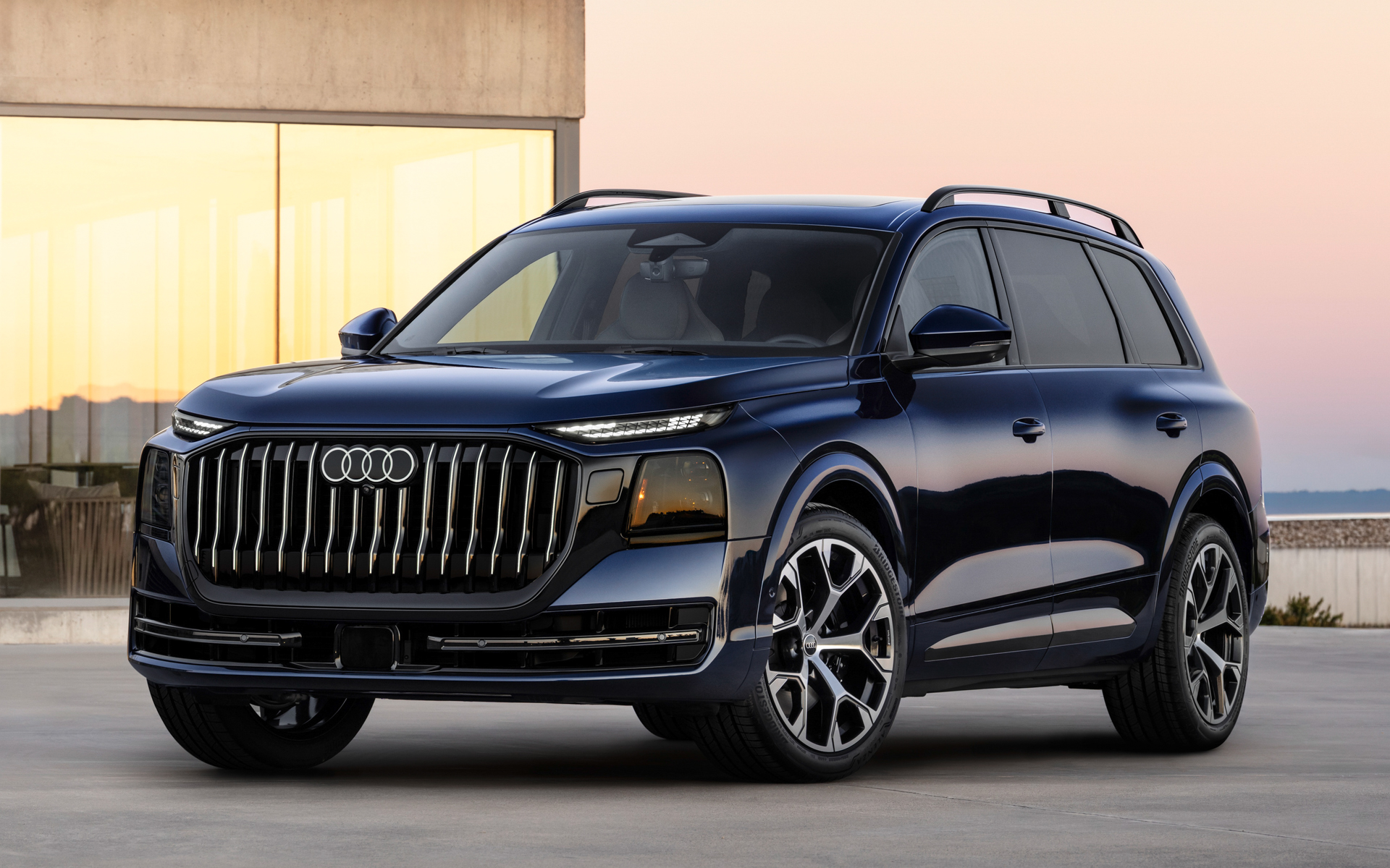 アウディのフラグシップSUVモデル新型「Q9」