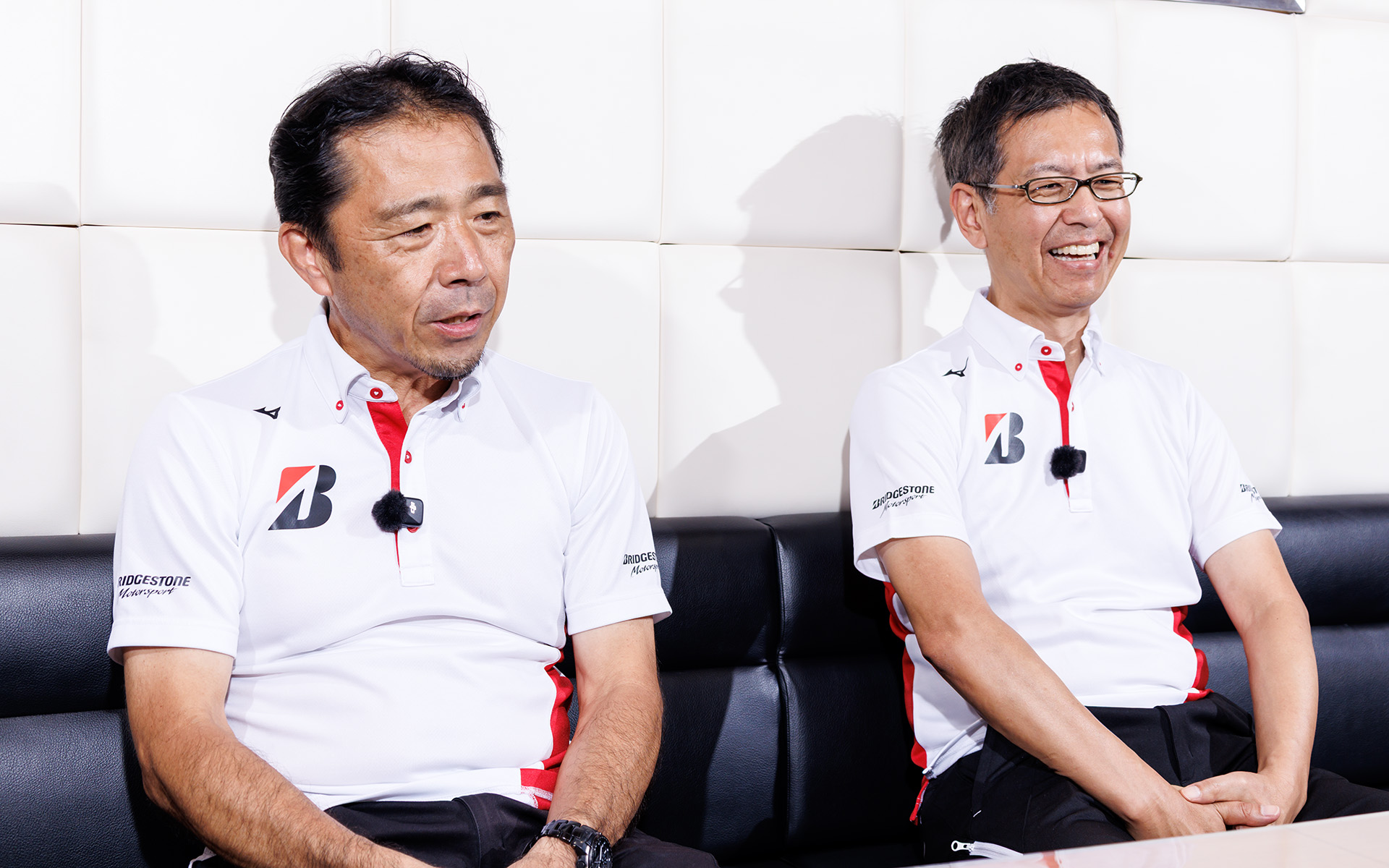 株式会社ブリヂストン モータースポーツ推進部門長 内田達也氏（左）、同 執行役 CPO 兼 グローバルモータースポーツ管掌 今井弘氏（右）