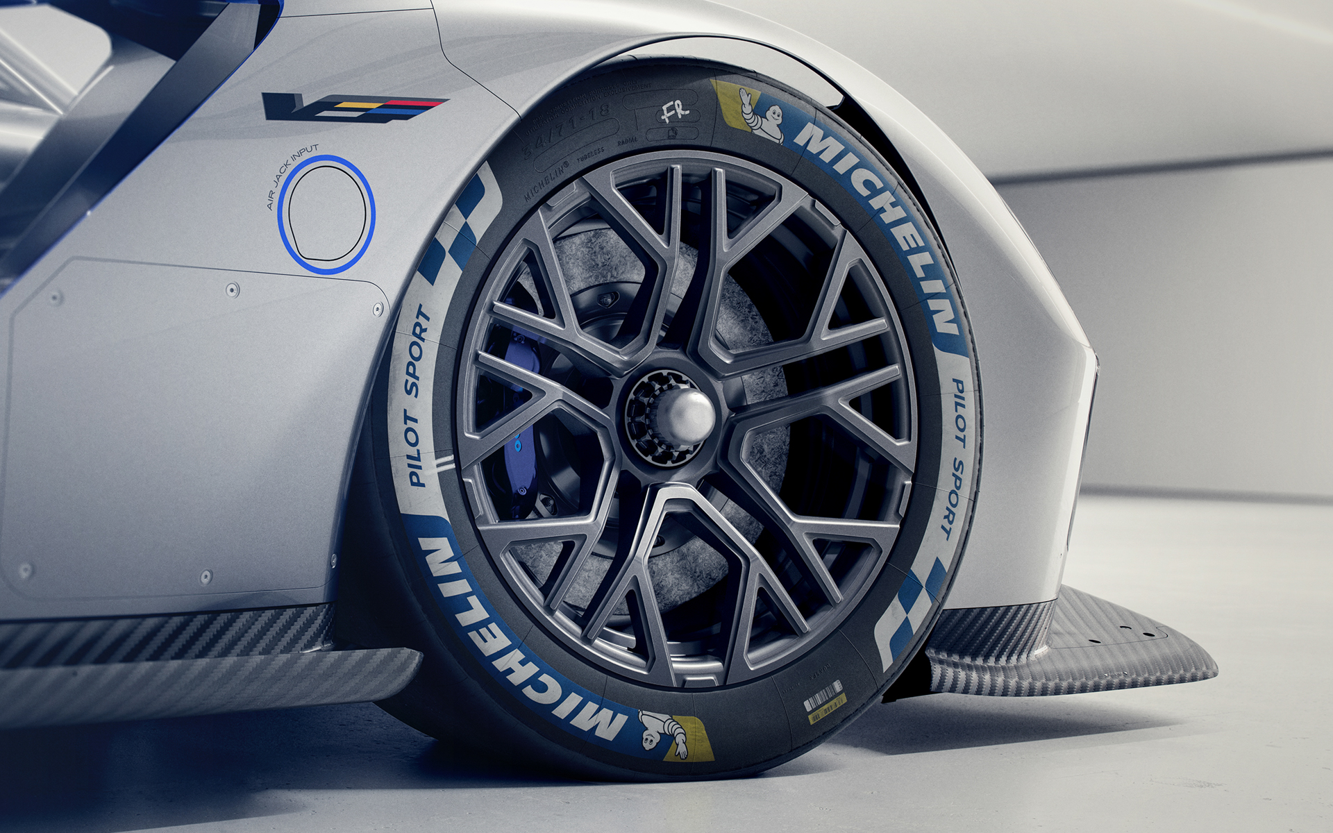新型コンセプトカー「V-ONE」