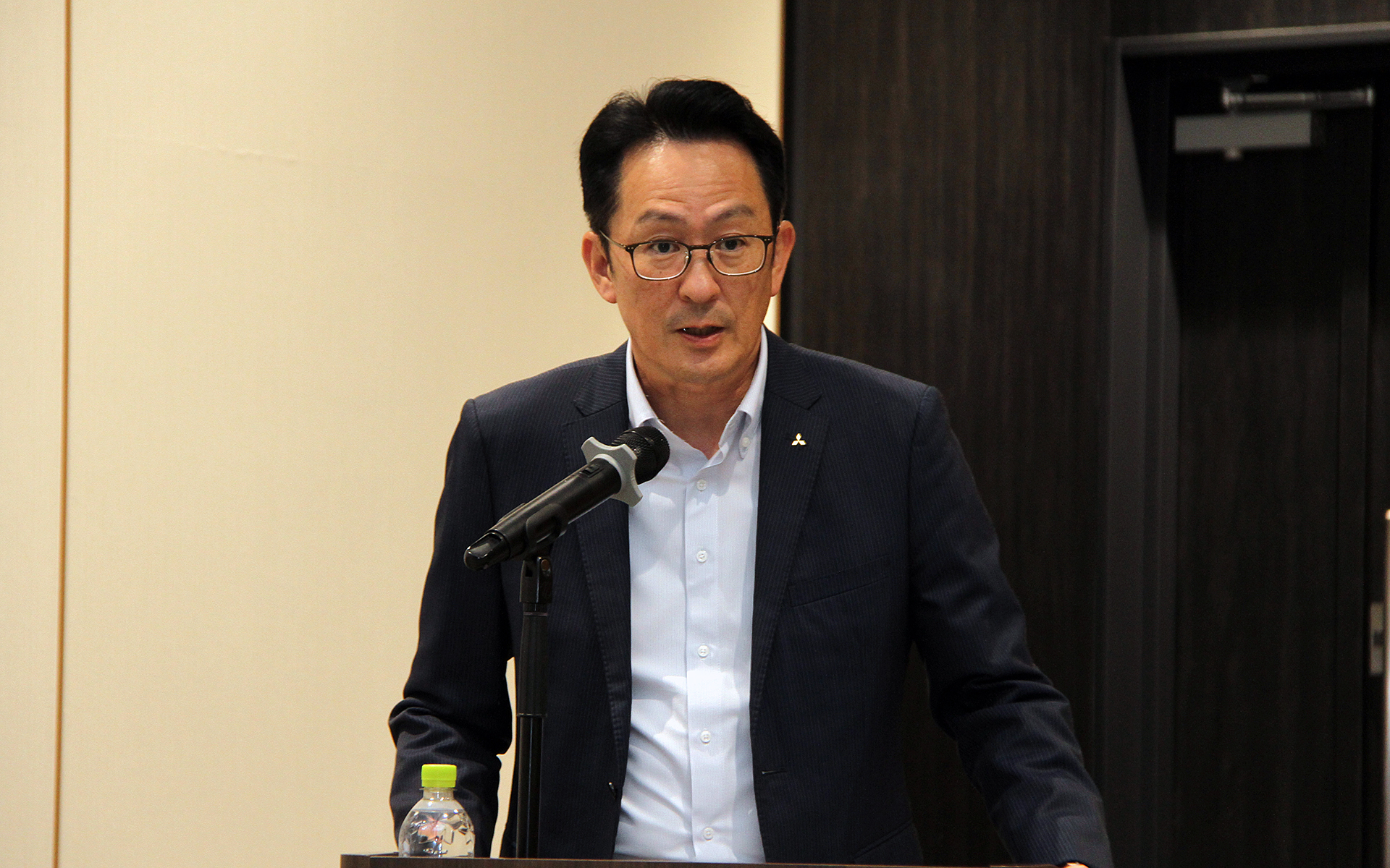 三菱自動車工業株式会社 代表執行役副社長 五十嵐京矢氏