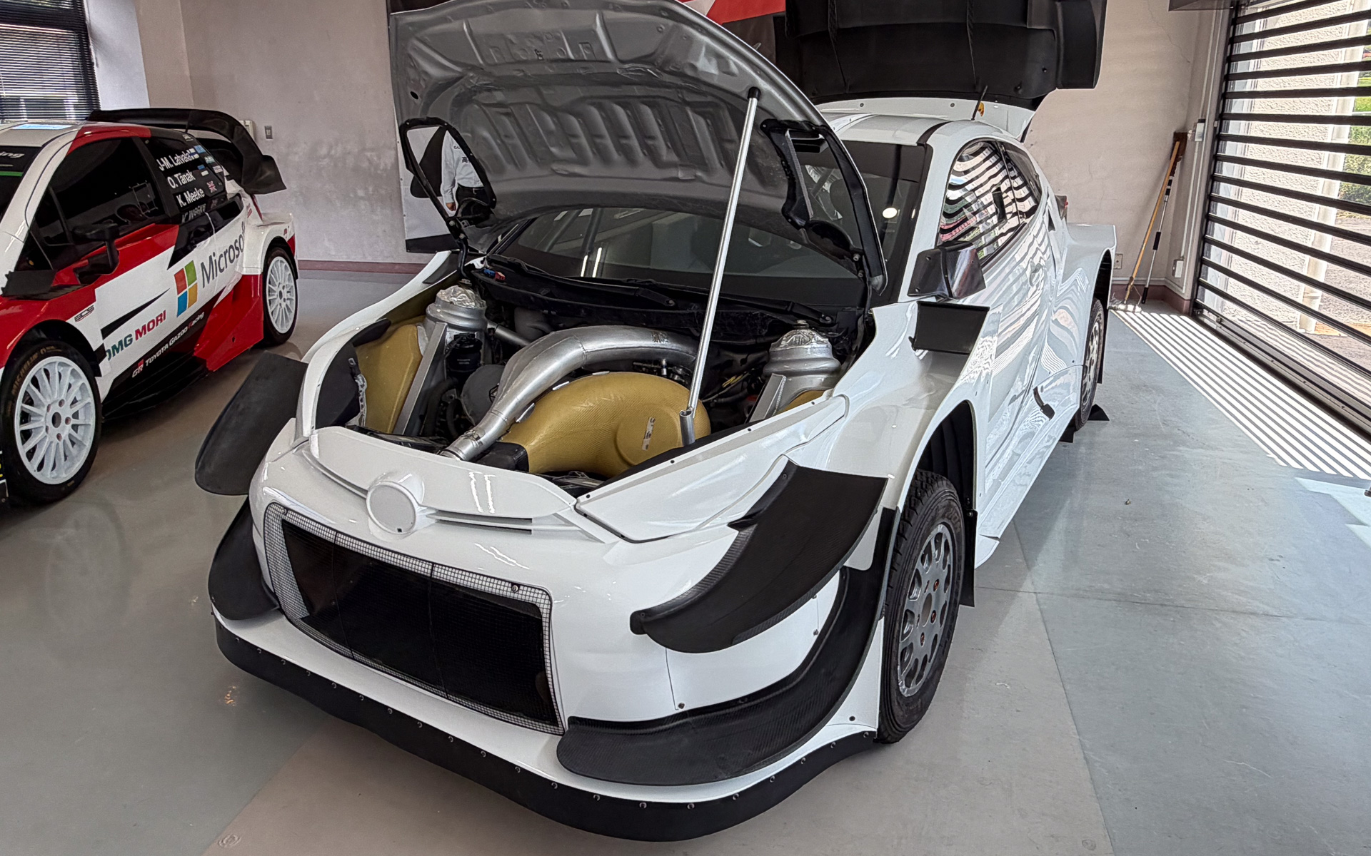 現在WRCで活躍しているGRヤリス ラリー1の開発プロトタイプカー