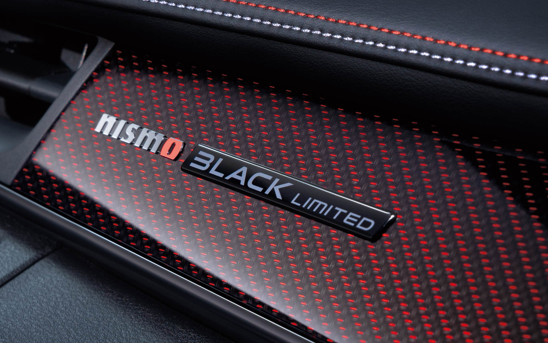 ノート オーラ NISMO Black Limited