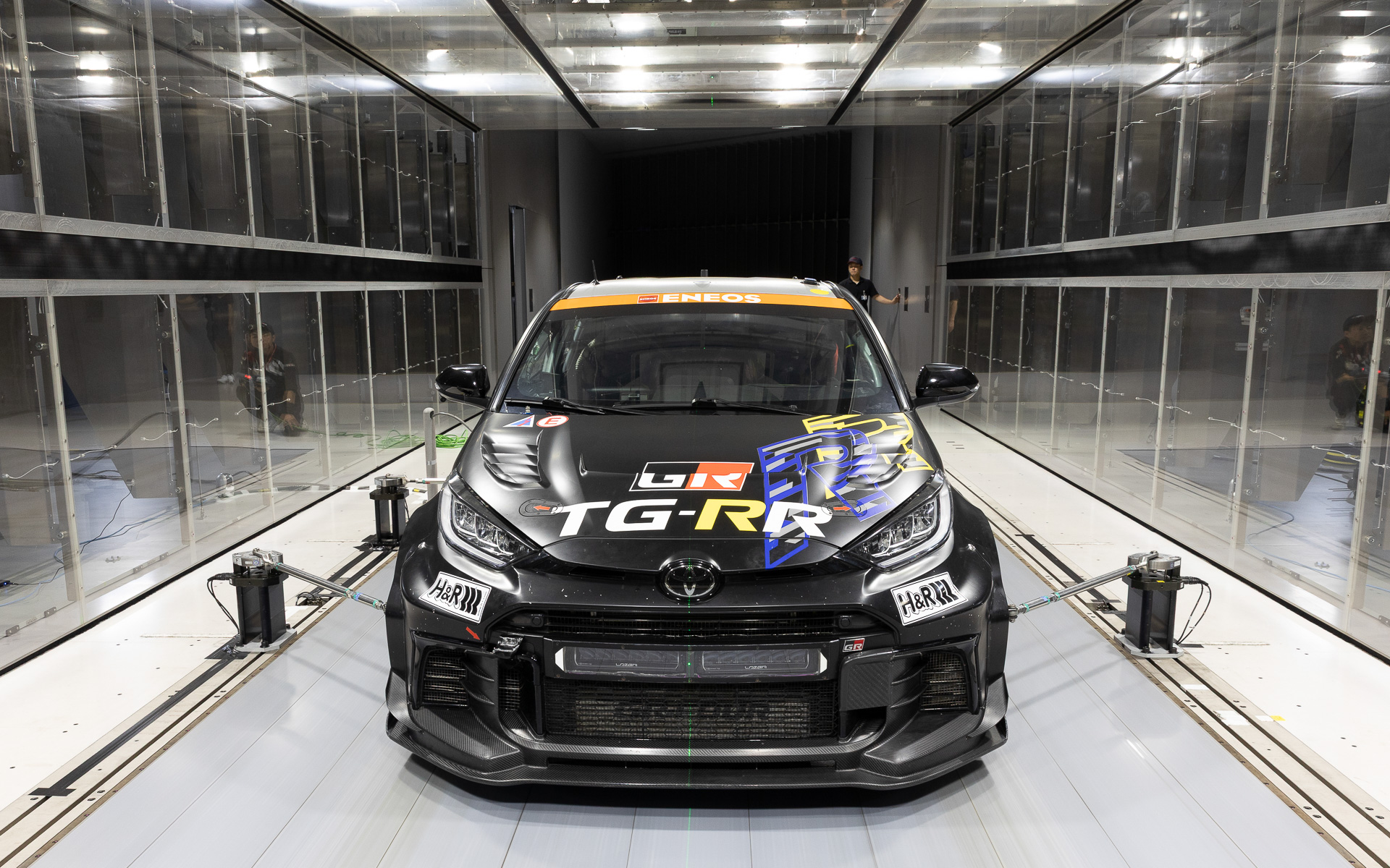 「中井モータースポーツ車両開発センター風洞」でテストが行なわれるGRヤリス 26年式ニュルブルクリンク24時間レース仕様車