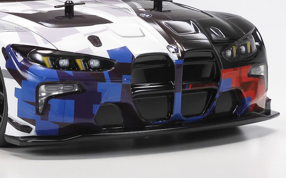 タミヤ、1/10サイズで再現した「BMW M4 GT3 EVO（TT-02シャーシ