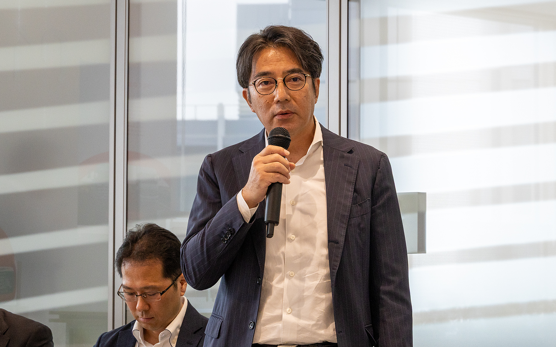 質疑応答に参加したアーチオン 製品・開発・調達本部・本部長付（統合商品戦略担当）の野村達也氏