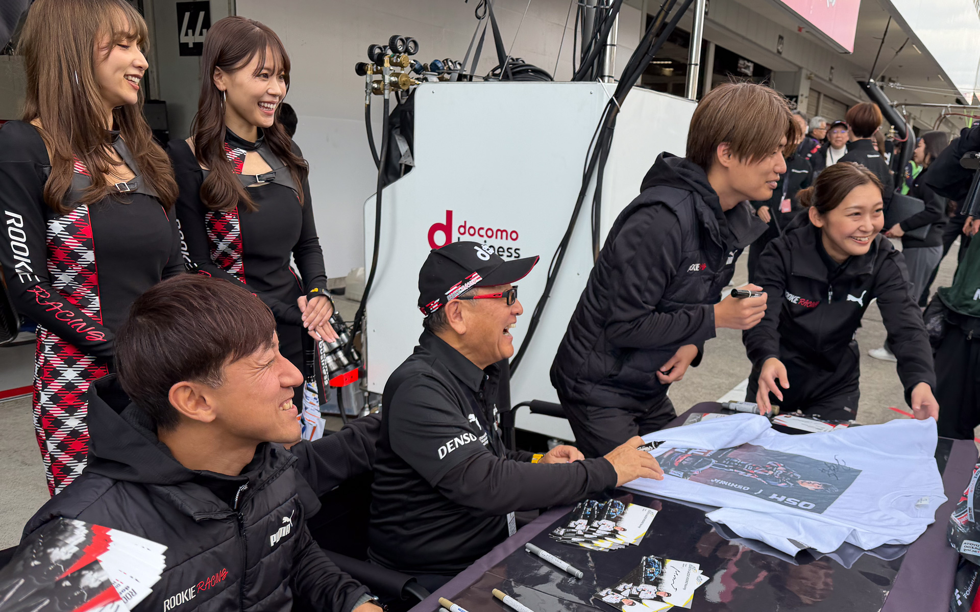 会長となった今でも工場やサーキットなど「現場」に足を運んでいるモリゾウ氏