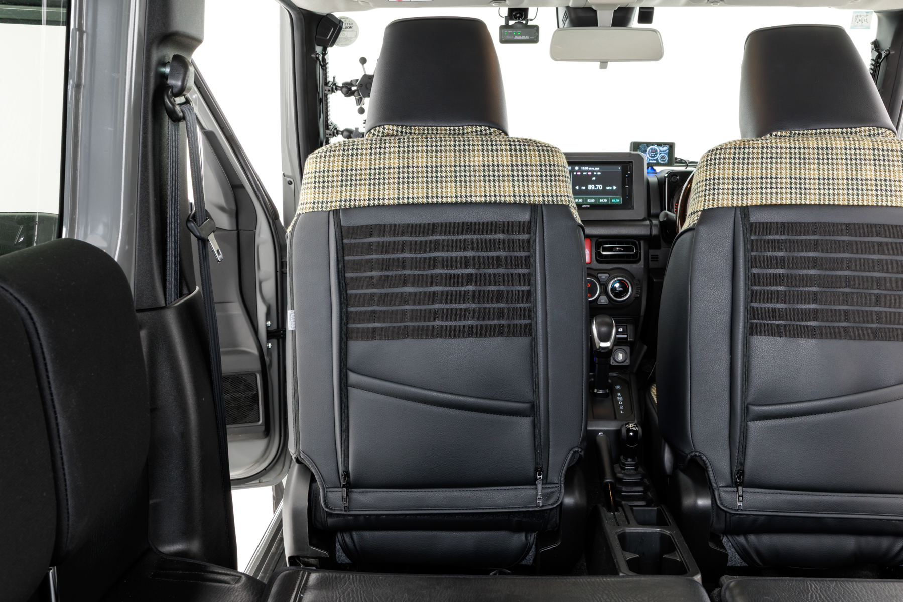シートカバー THE GEAR for JIMNY “LIGHT GREEN×HOUNDSTOOTH”価格4万9500円