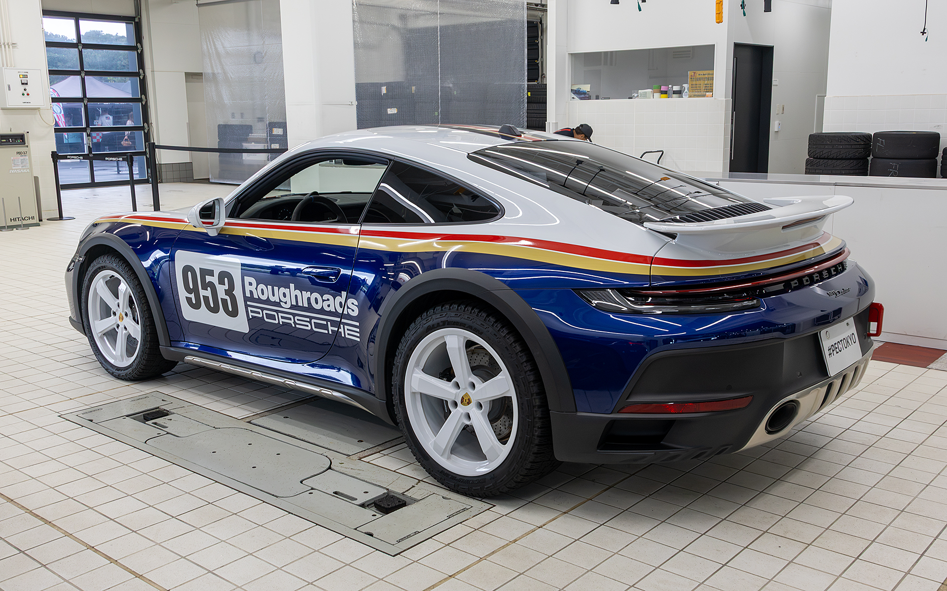 911ダカールは世界限定2500台