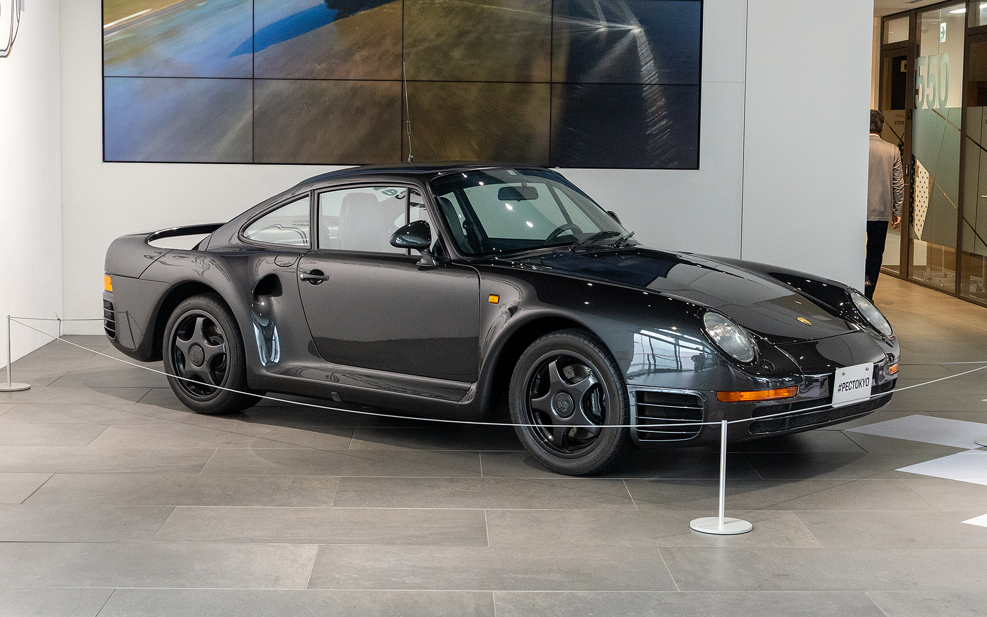 959