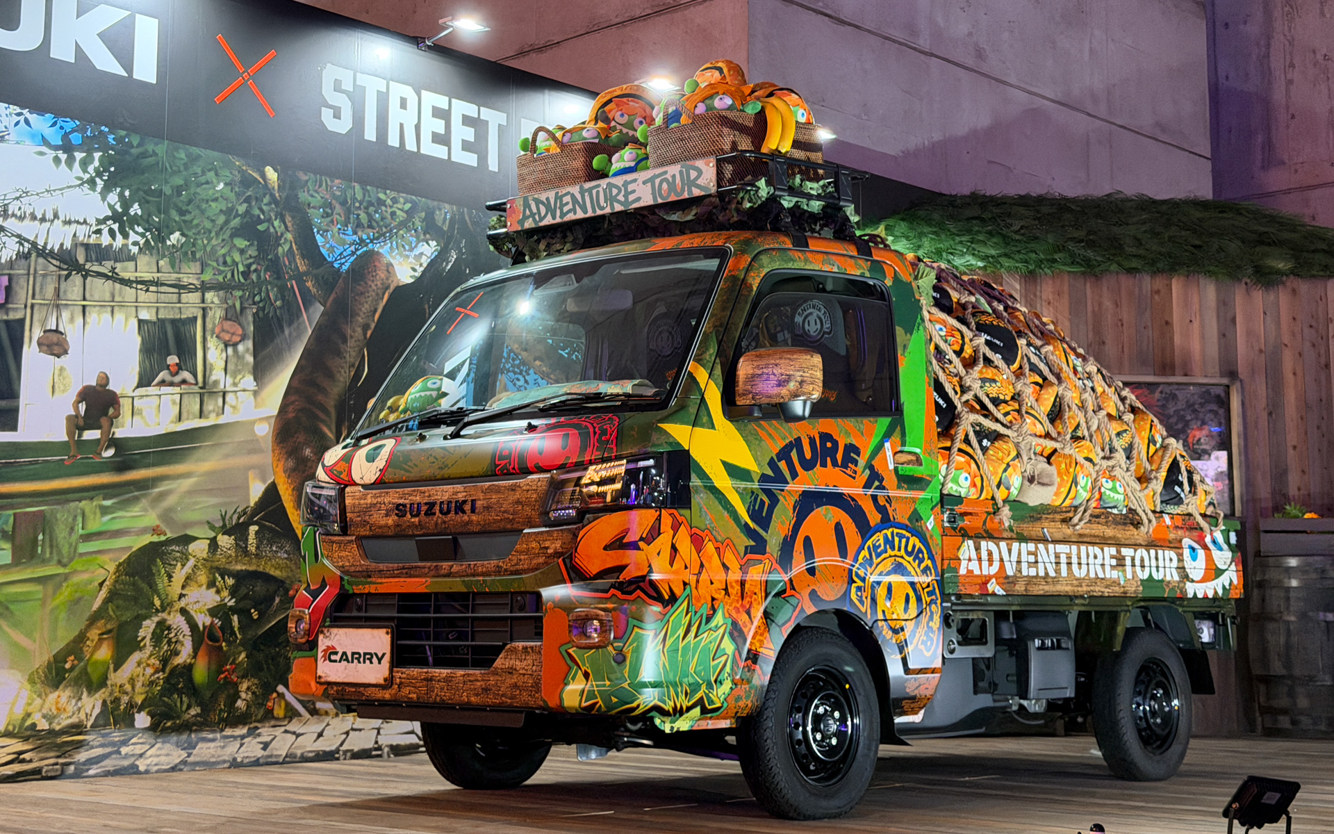 特別仕様の軽トラ「キャリイ Blanka Base Camp」