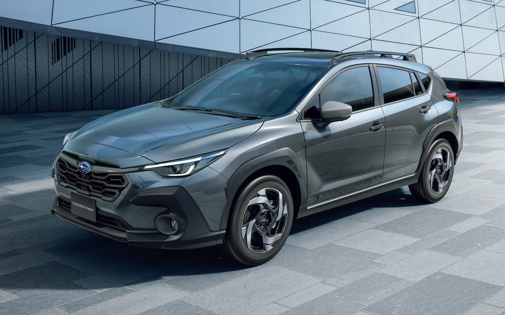 スバルがクロスオーバーSUV「クロストレック」の改良を実施した