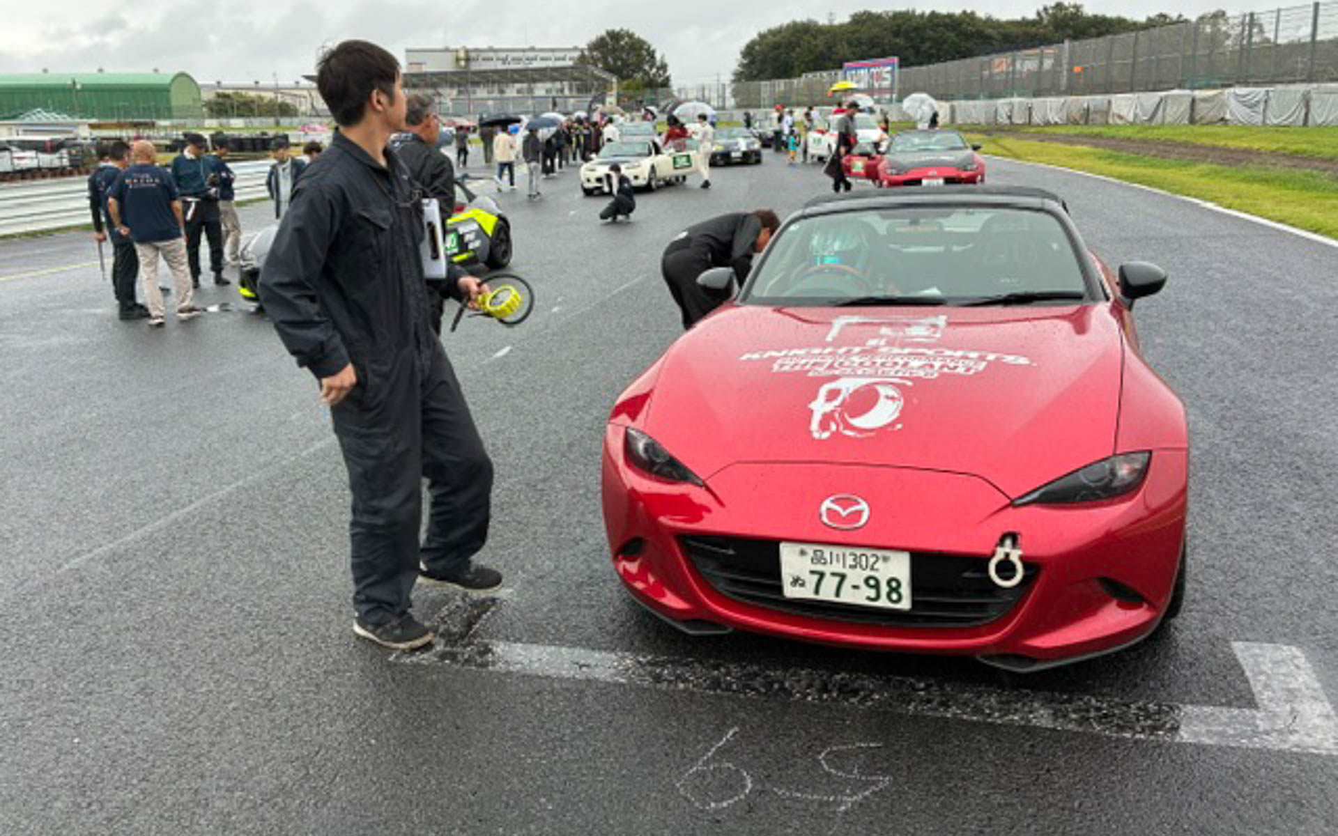 マツ耐第4戦。予選担当の永井選手、初めて走る筑波が雨。それでもTunedクラスで17番手だった。上々です