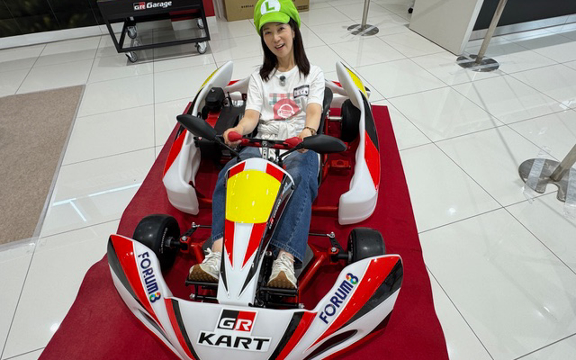 発売されたばかりのGRカートもさっそく展示されており、座ってみる人がたくさん。子どもたちがモータースポーツに興味を持つきっかけになってくれるといいですね