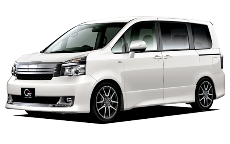 トヨタ「ヴォクシー ZS G's」（2010年6月発売モデル）