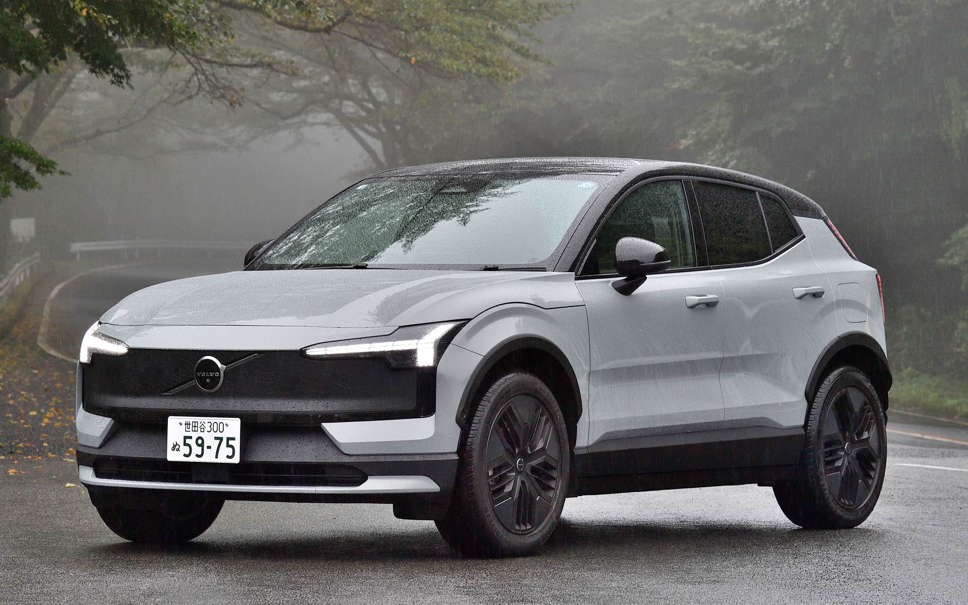 今回試乗したのは後輪駆動の特別仕様車「EX30 Cross Country  Ultra P5 Long Lange Electric」