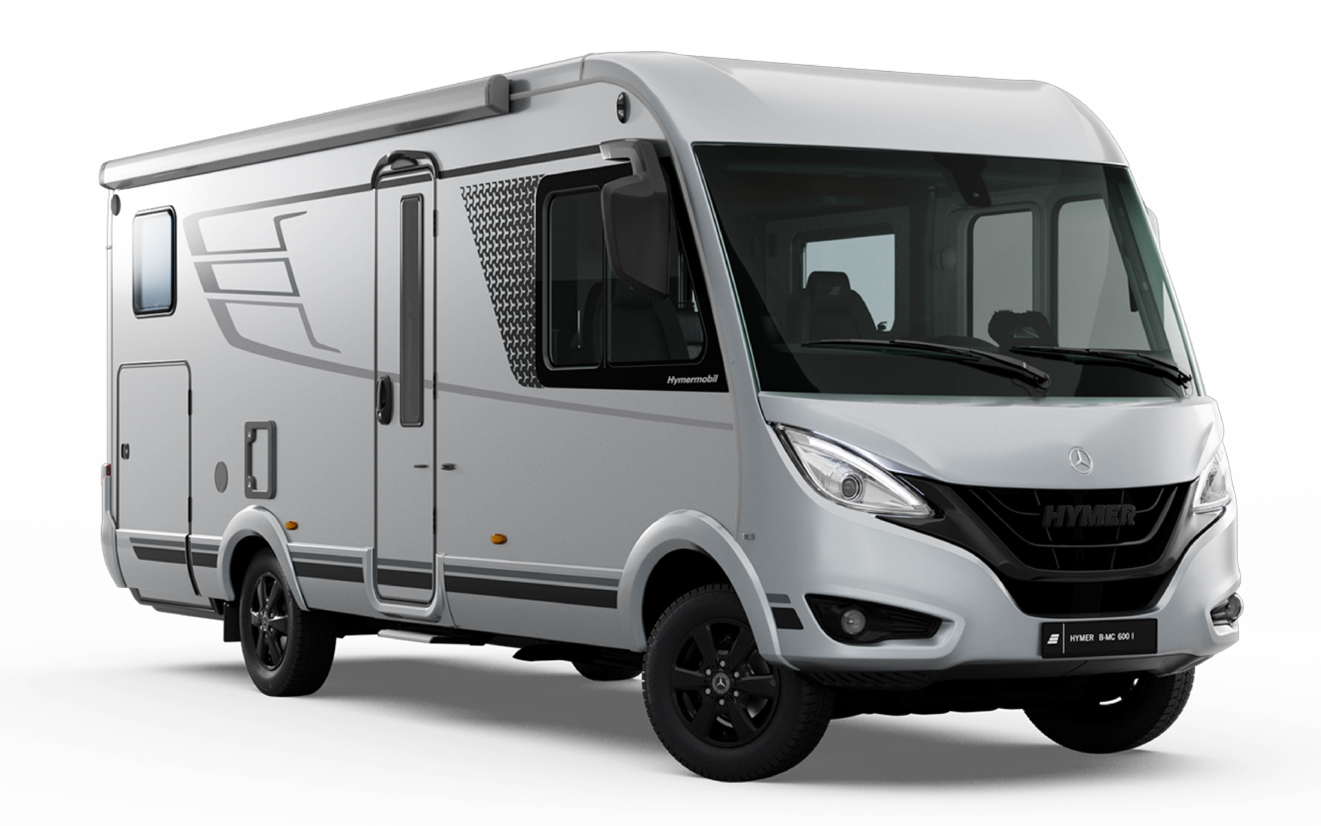 HYMER B-MC I600（5名乗車/4名就寝）。ボディサイズは7190×2290×2980mm（全長×全幅×全高）。免許は準中型免許（3.5t以上）が必要