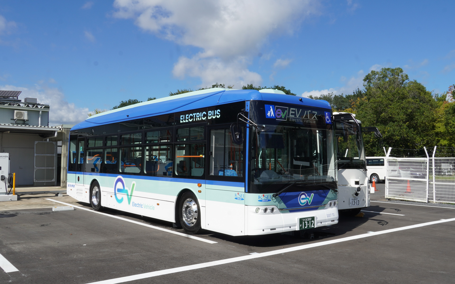通常運行用の電気バスBYD K8 2.0。納車されたばかりの新車だそうだ