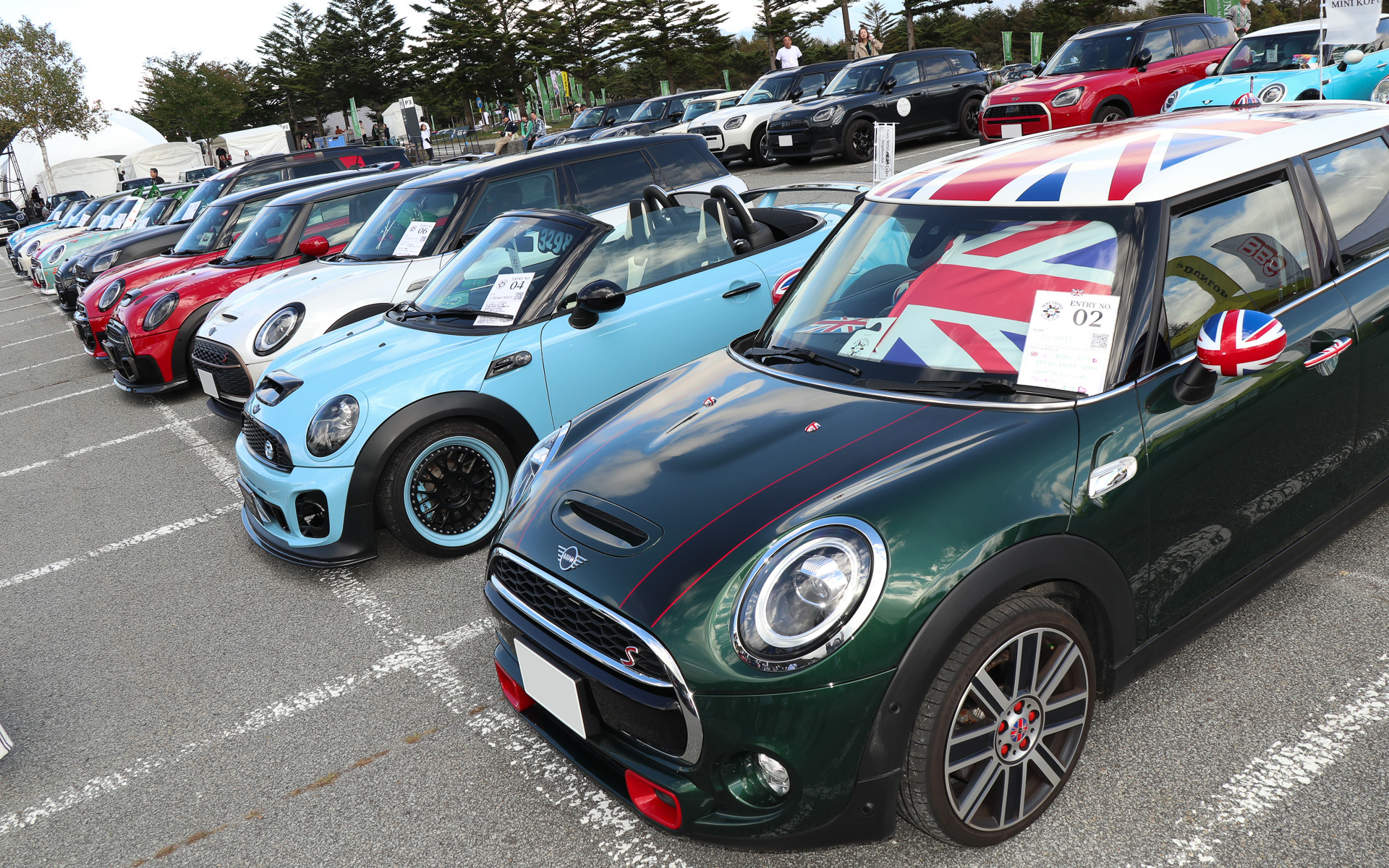 「MINI自慢コンテスト」には個性的なMINIが多数エントリーしていた