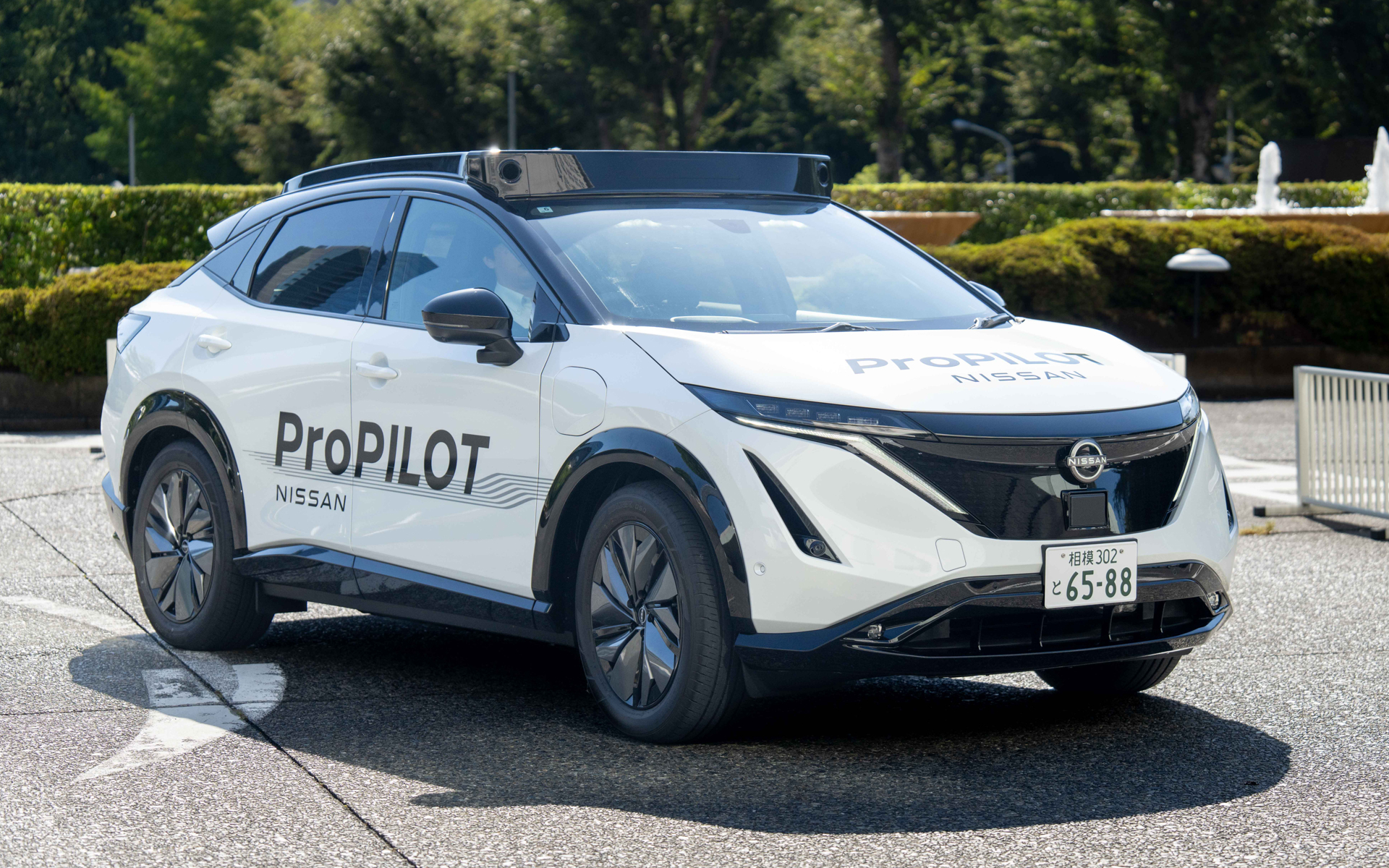 AIドライブ技術を搭載した「次世代ProPILOT」開発試作車