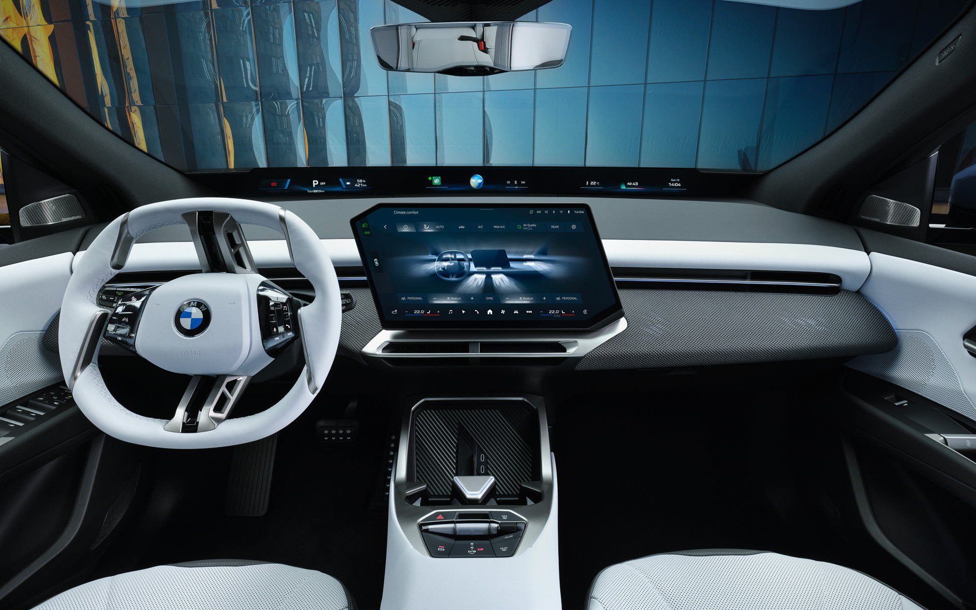 「BMW パノラミック・ビジョン」と「フリーカット・デザイン・コントロール・ディスプレイ」を備える革新的なインテリア