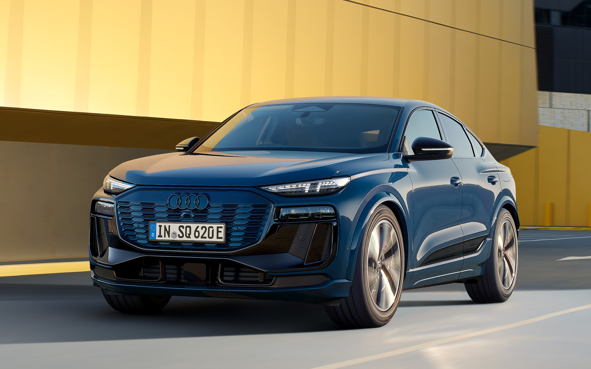 Q6 Sportback e-tronの最高速は230km/hとなる