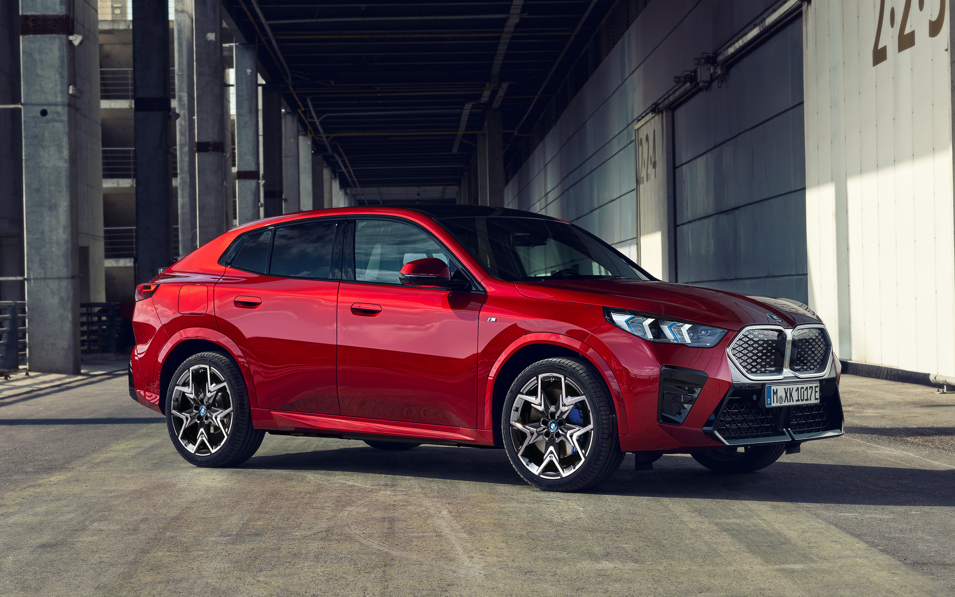 BMW「iX2」
