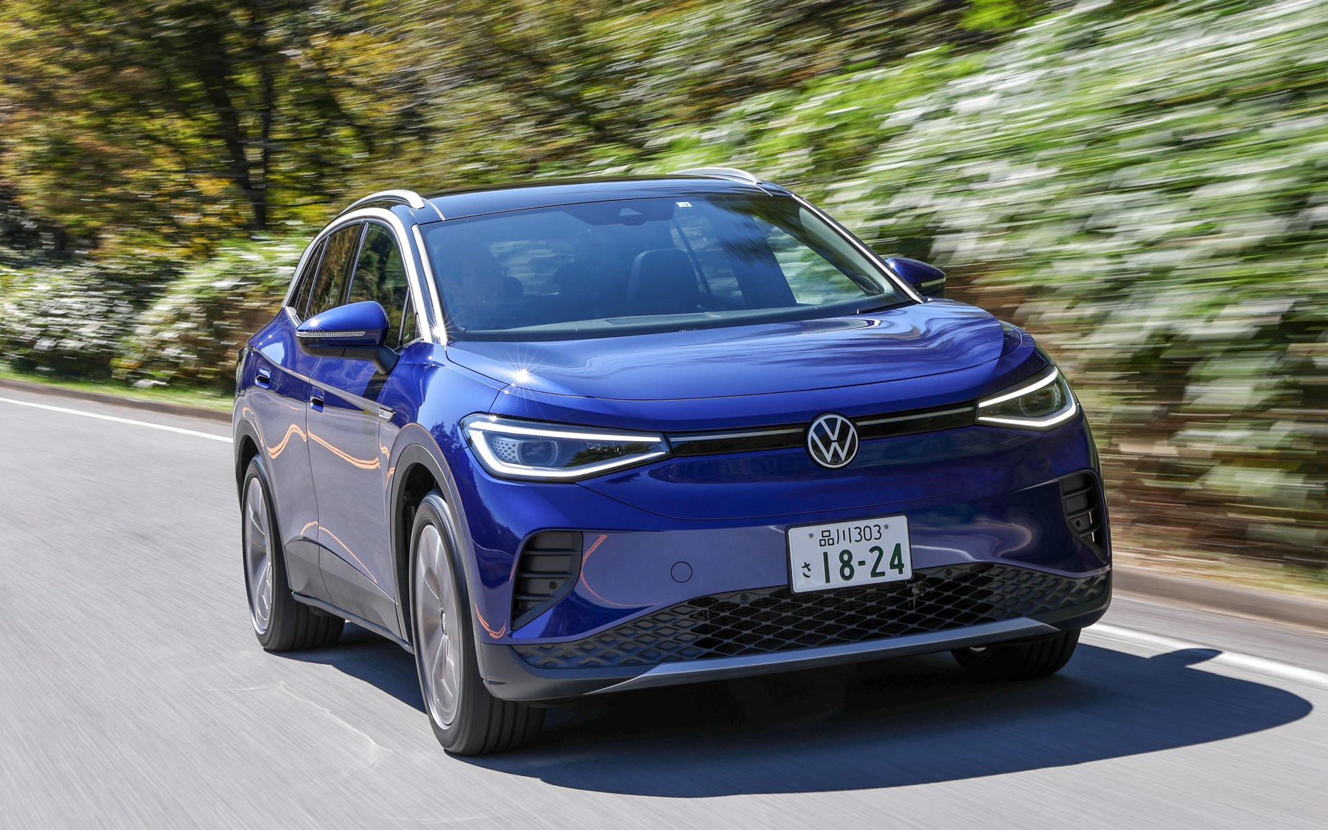 一充電走行距離（WLTCモード）は55.0kWhバッテリ搭載のID.4 Liteが409km、82.0kWhバッテリ搭載のID.4 Proが587km