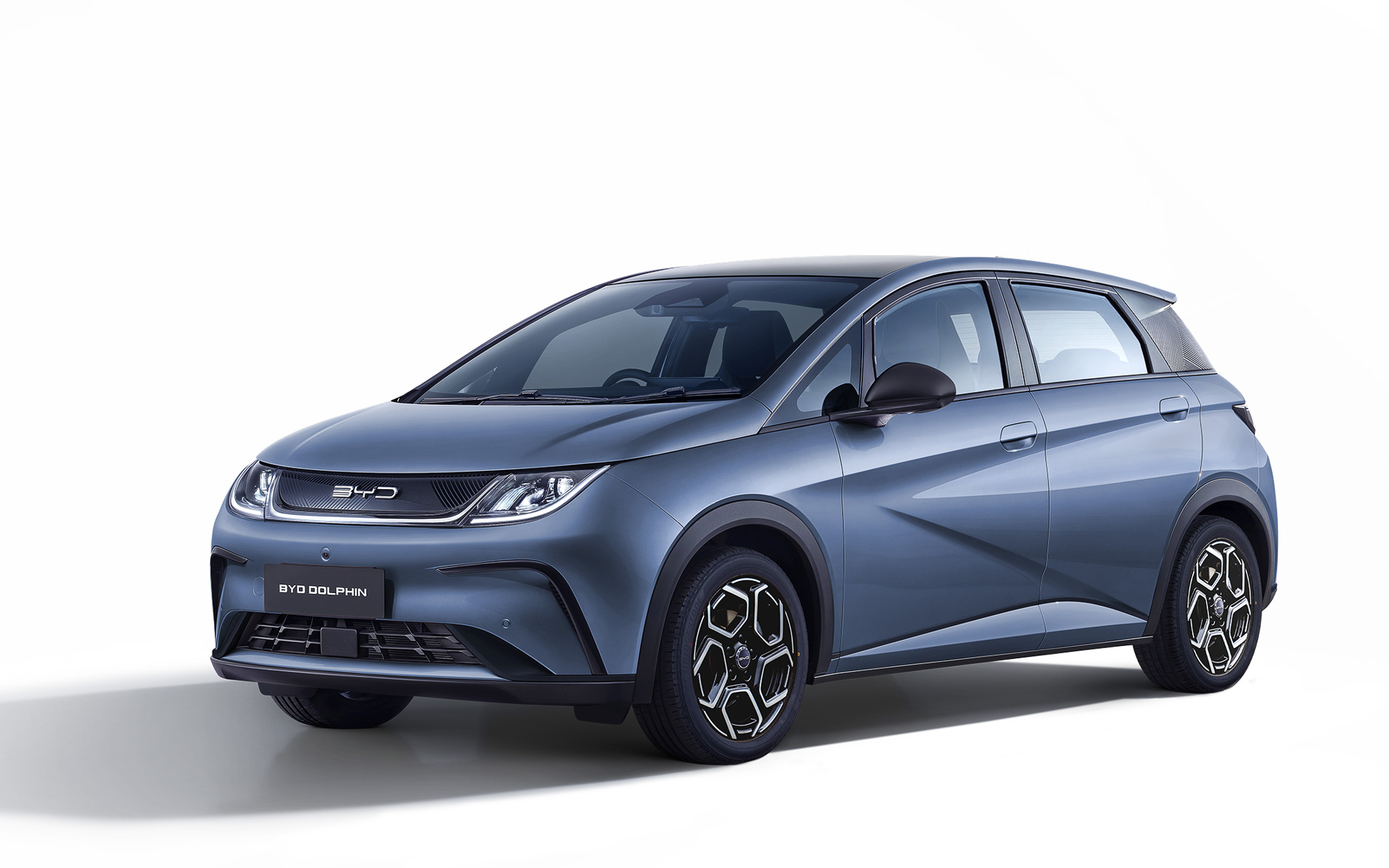 BYD「DOLPHIN」