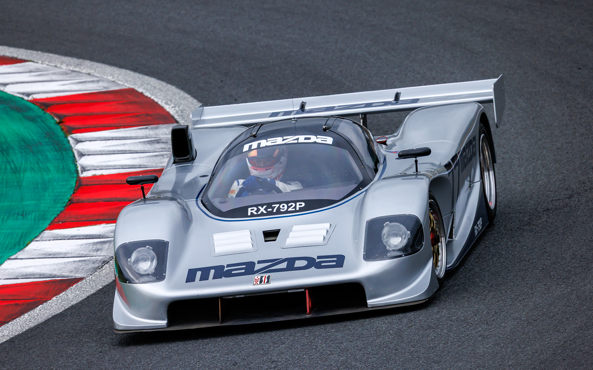 IMSA-GTPのマシンRX-792P。こちらも4ローター