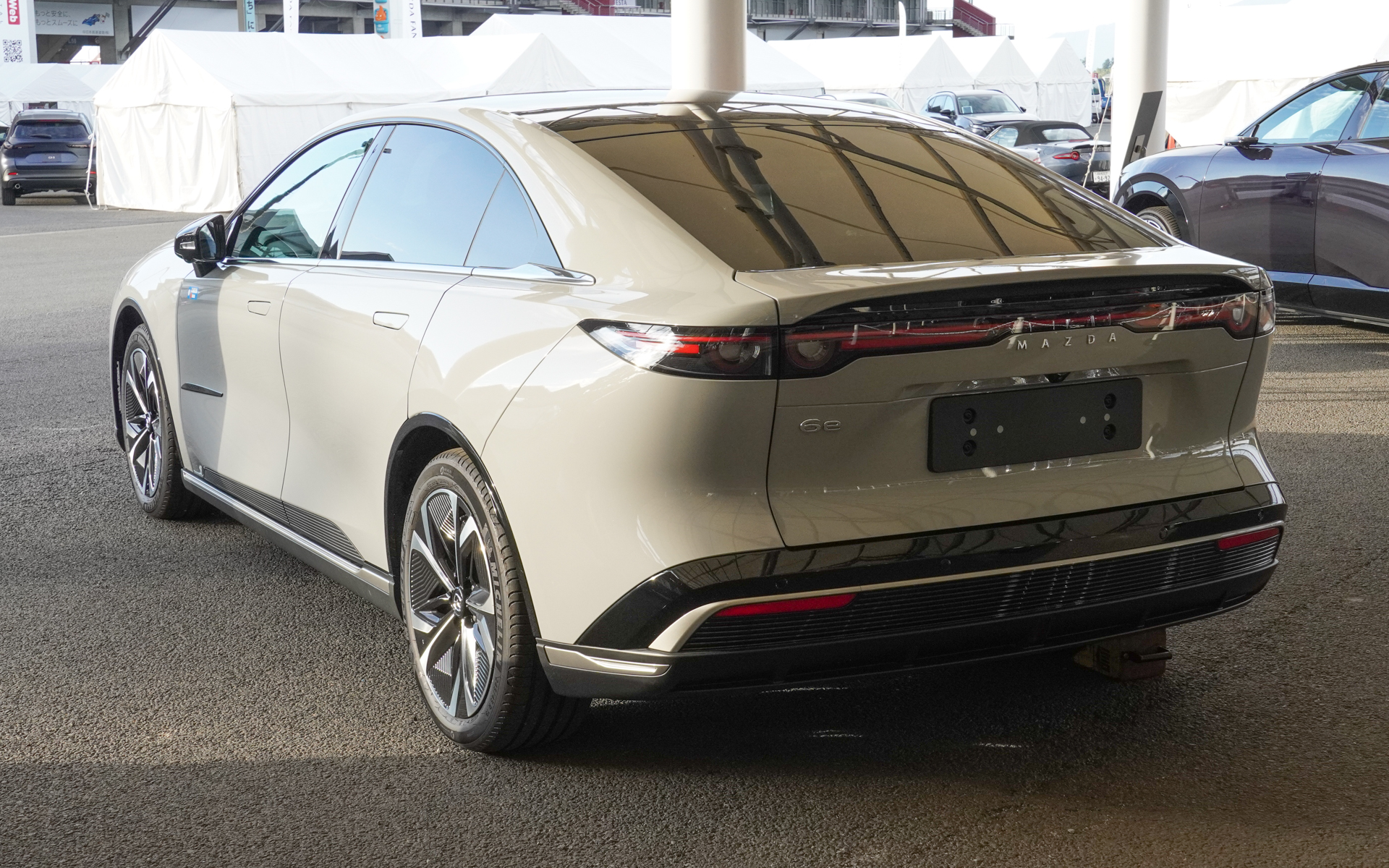 2025年モデルで欧州仕様のBEV「MAZDA 6e」