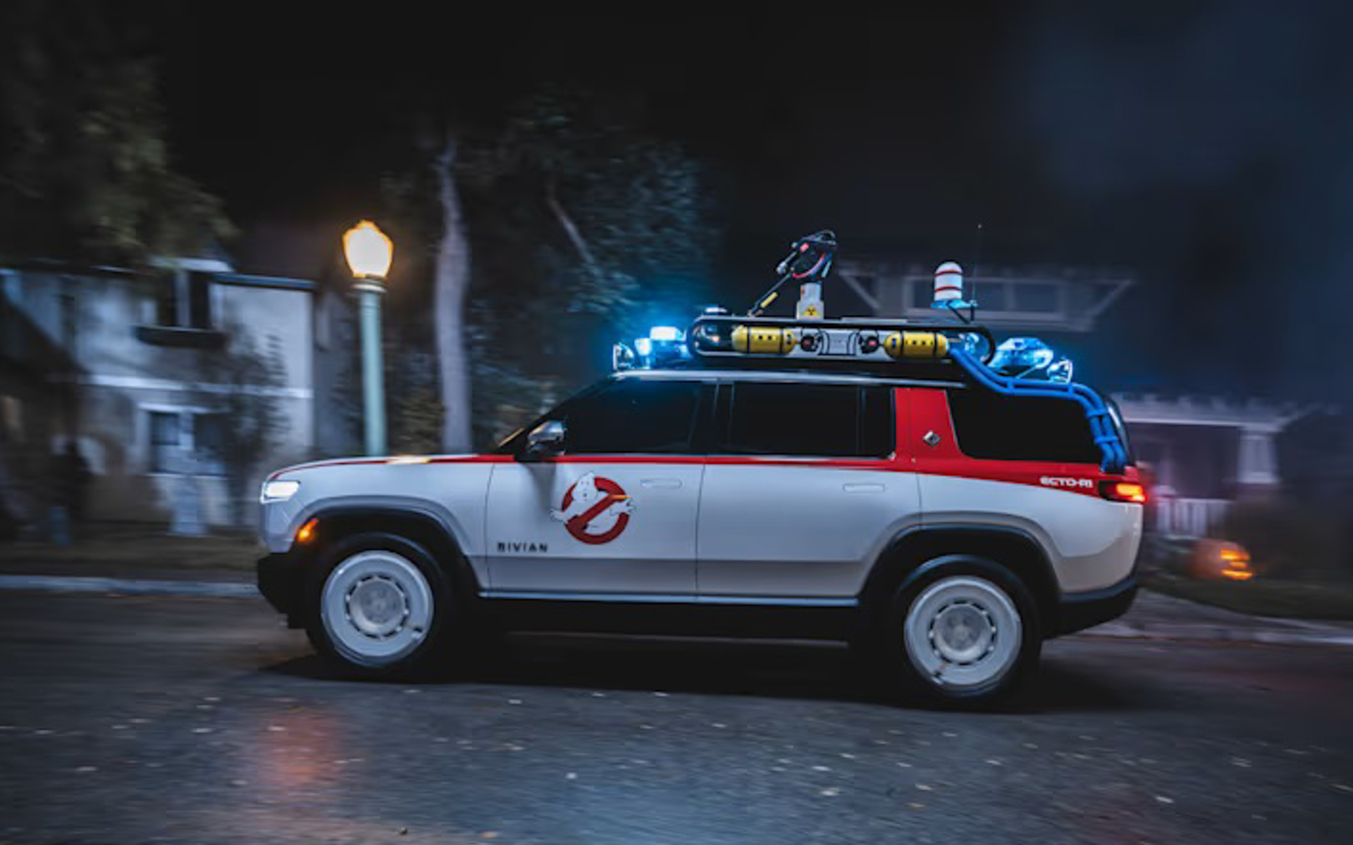 特別に制作された「Ecto-R1」