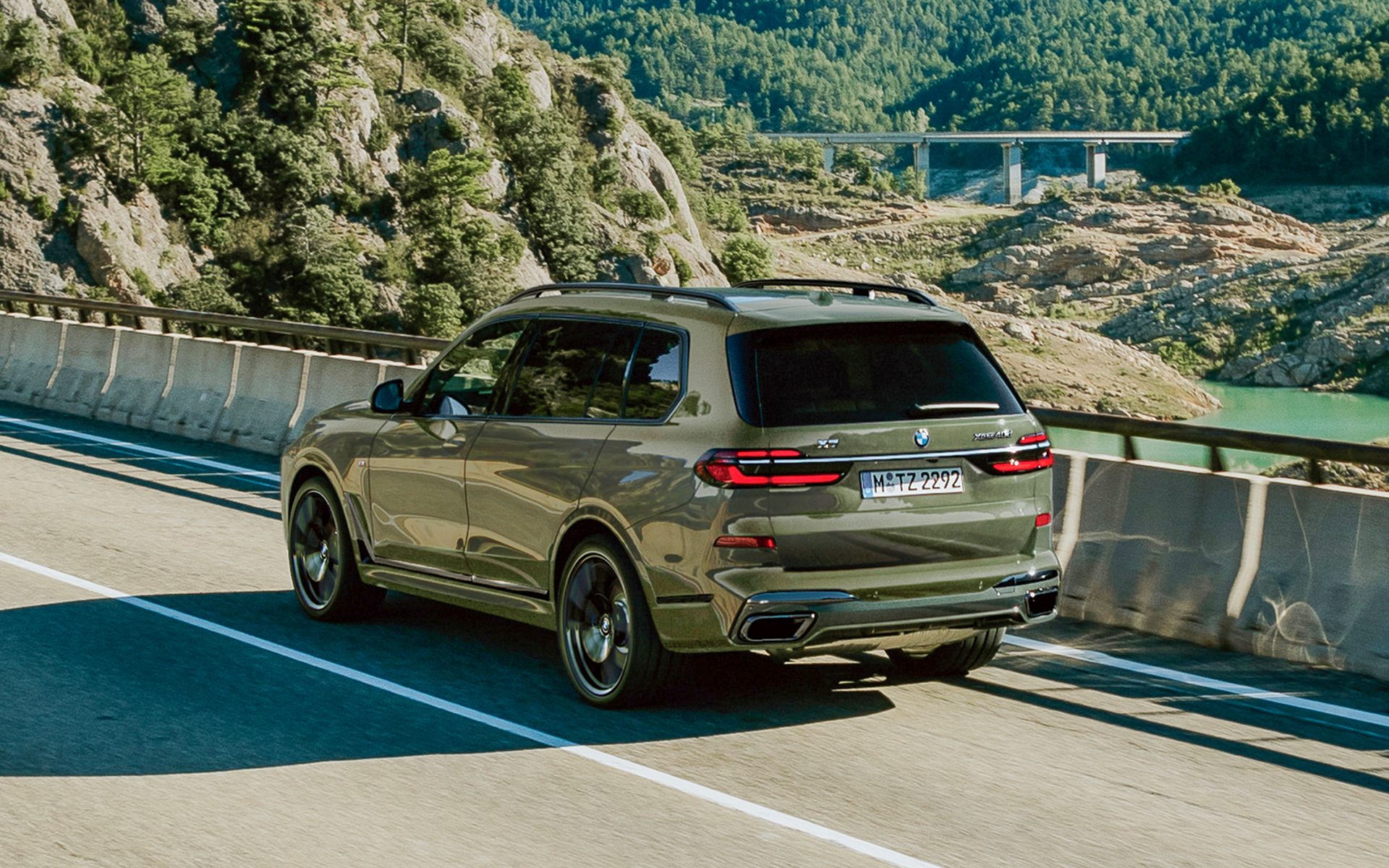 新グレード「X7 xDrive40dブラックライン」