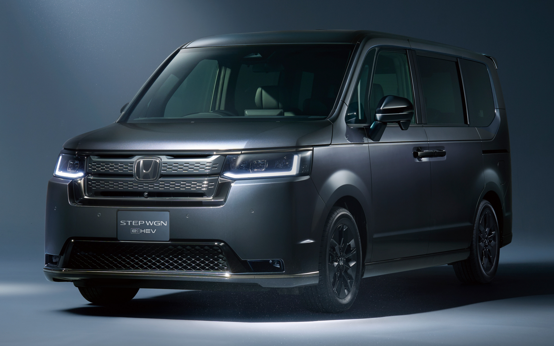 特別仕様車「ステップワゴンe:：EV スパーダ ブラックエディション」