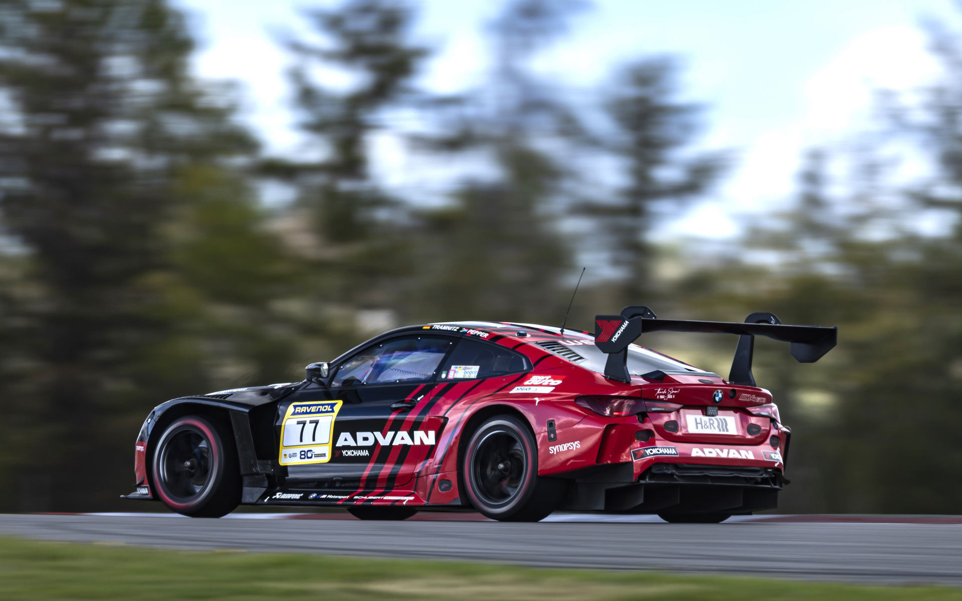 77号車「BMW M4 GT3 EVO」