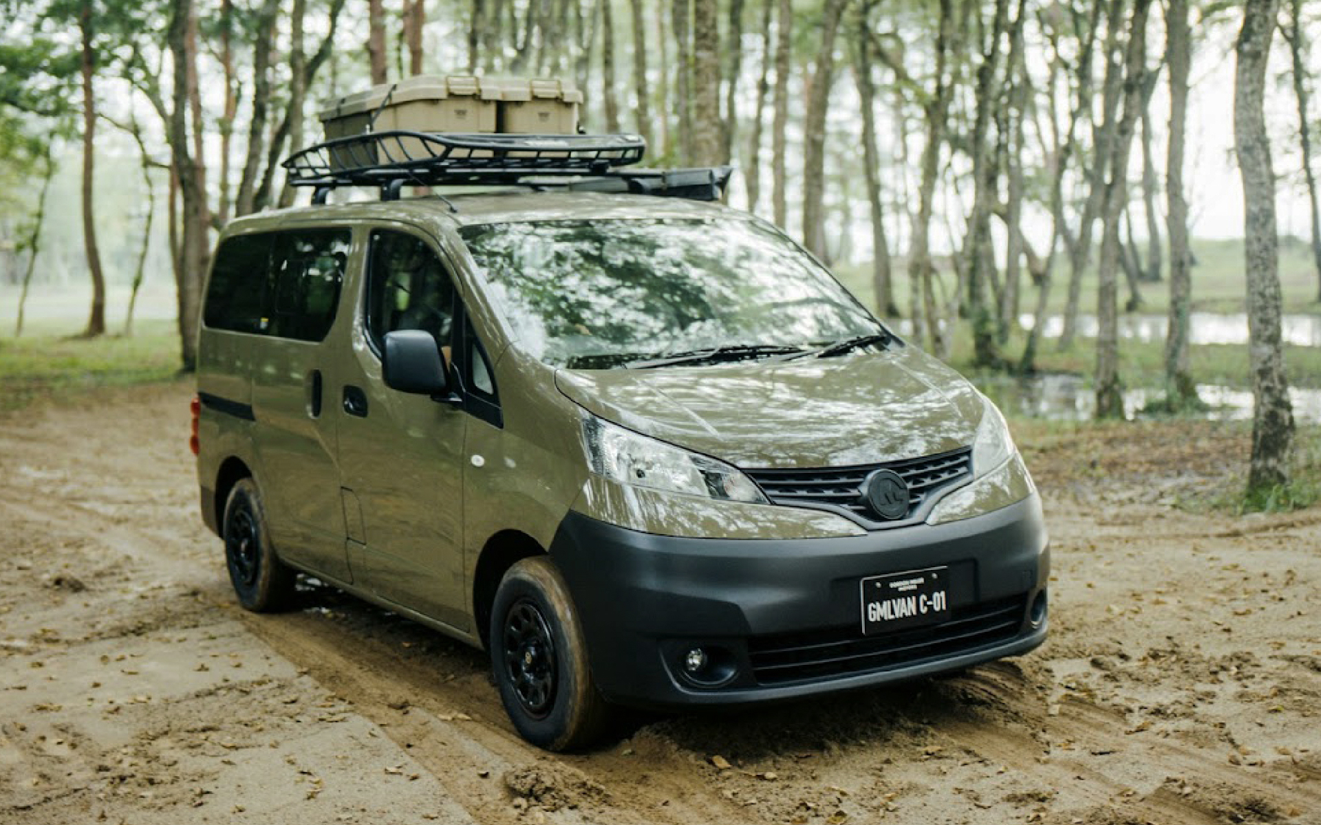 車中泊仕様車「GMLVAN C-01」