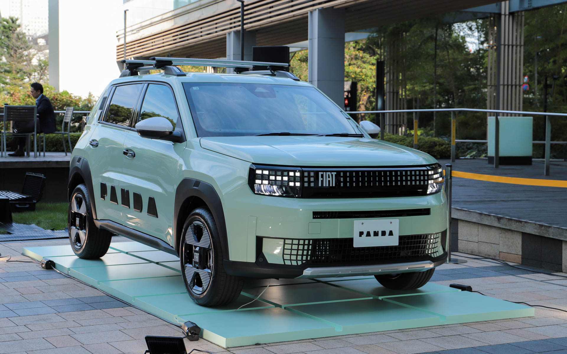 グランデ パンダ（アクア アジュール）用品装着車