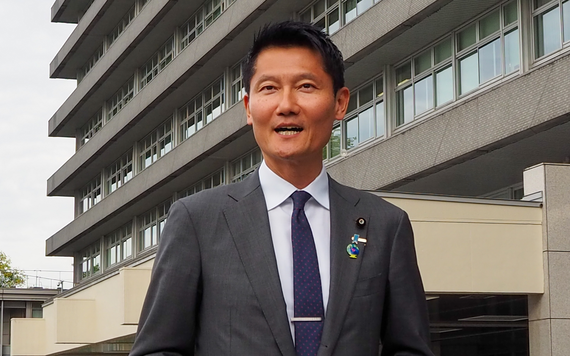 業界のさらなる活性化を期待していると朝日国土交通副大臣